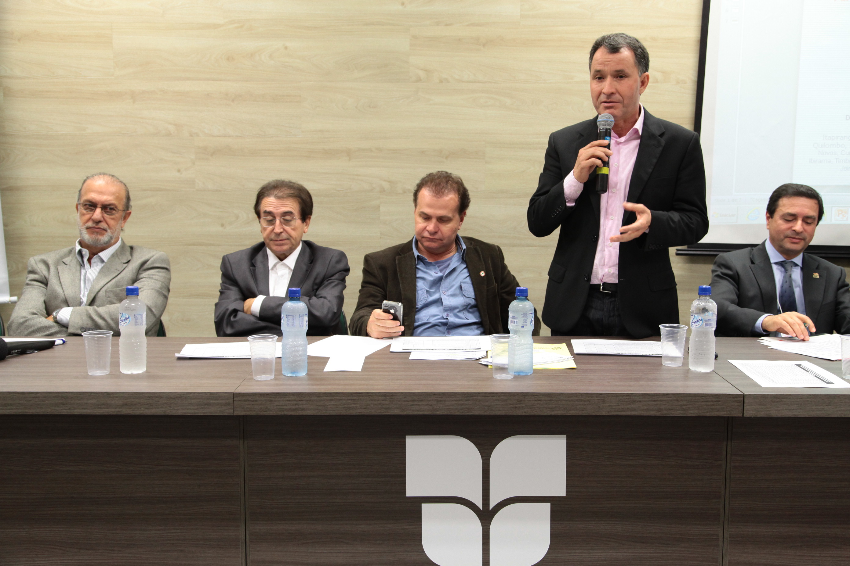 Audiência Pública do Orçamento Regionalizado em Joinville. Foto: Miriam Zomer