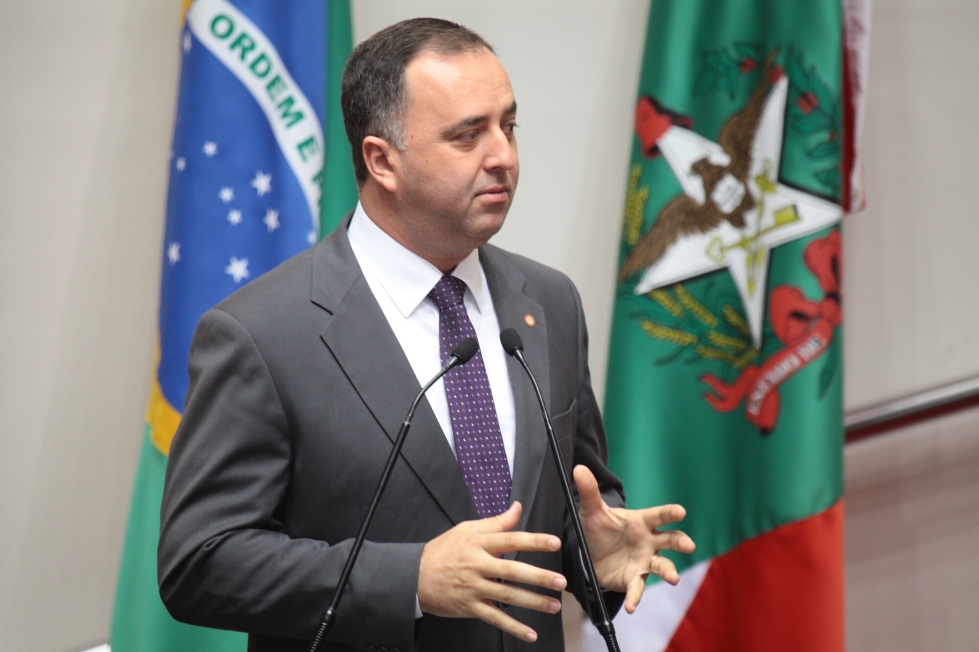 Discussão sobre o plebiscito repercute na Assembleia