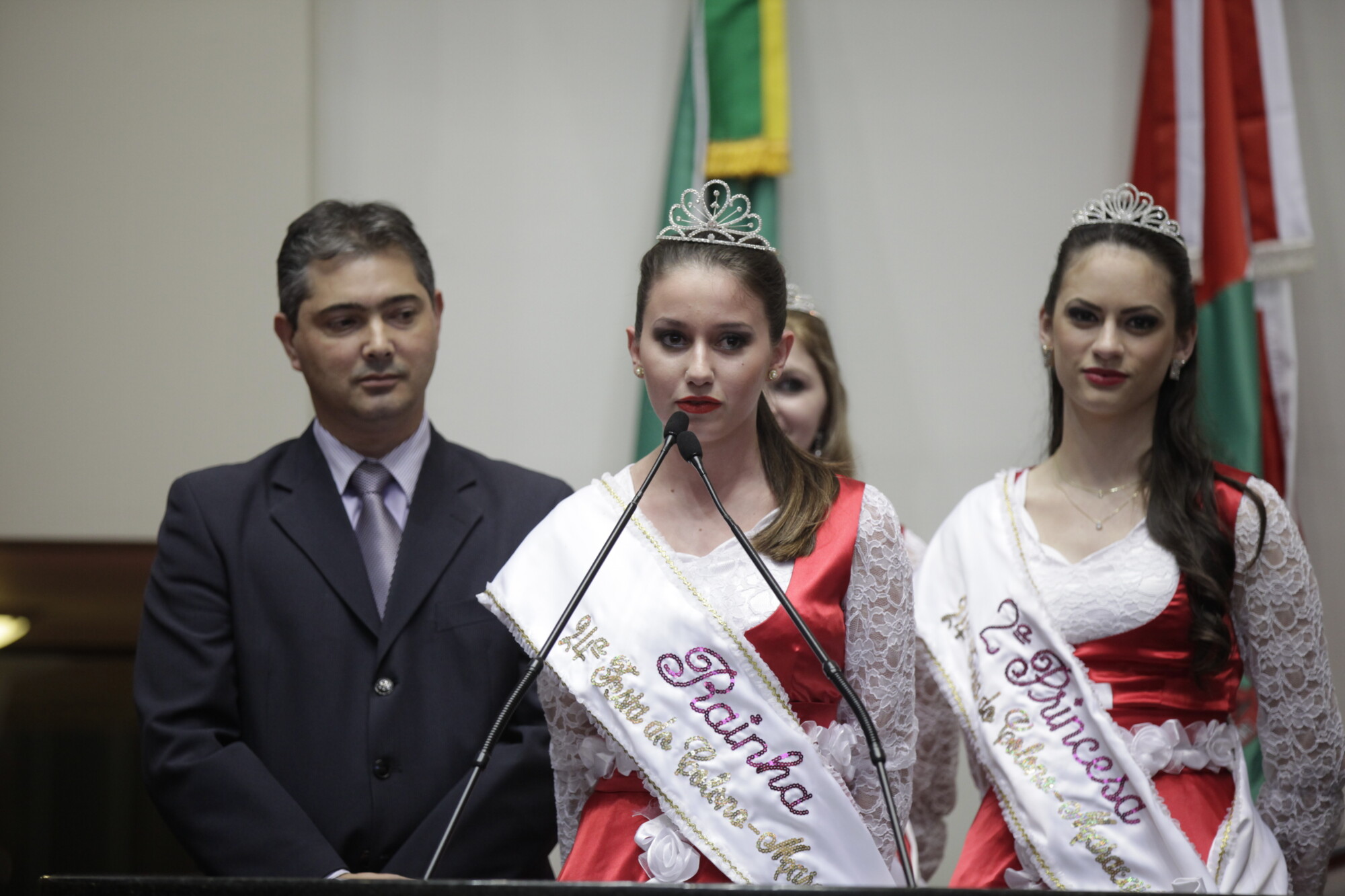 Sessão Ordinária - Plenário Osni Régis. Foto: Carlos Kilian