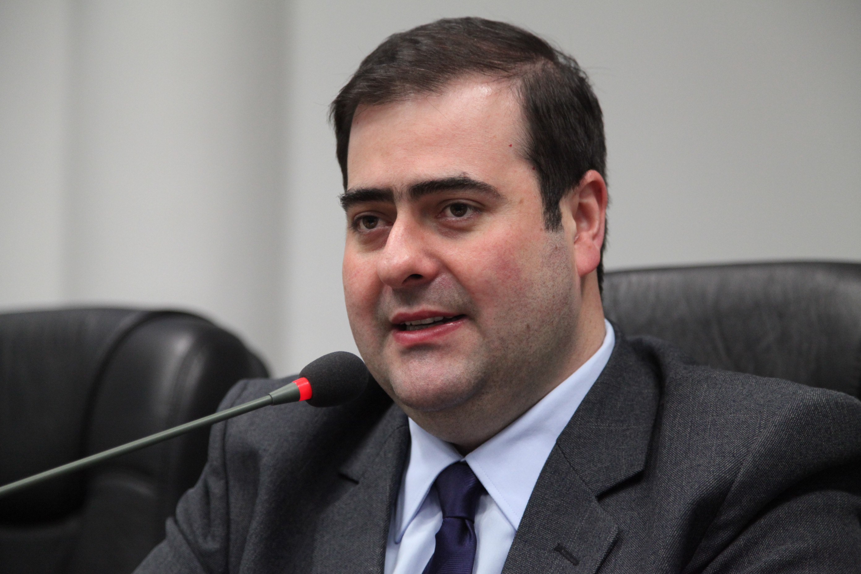 Deputado Carlos Chiodini (PMDB) - Audiência Pública da Comissão de Educação em Joinville - Artigo 170