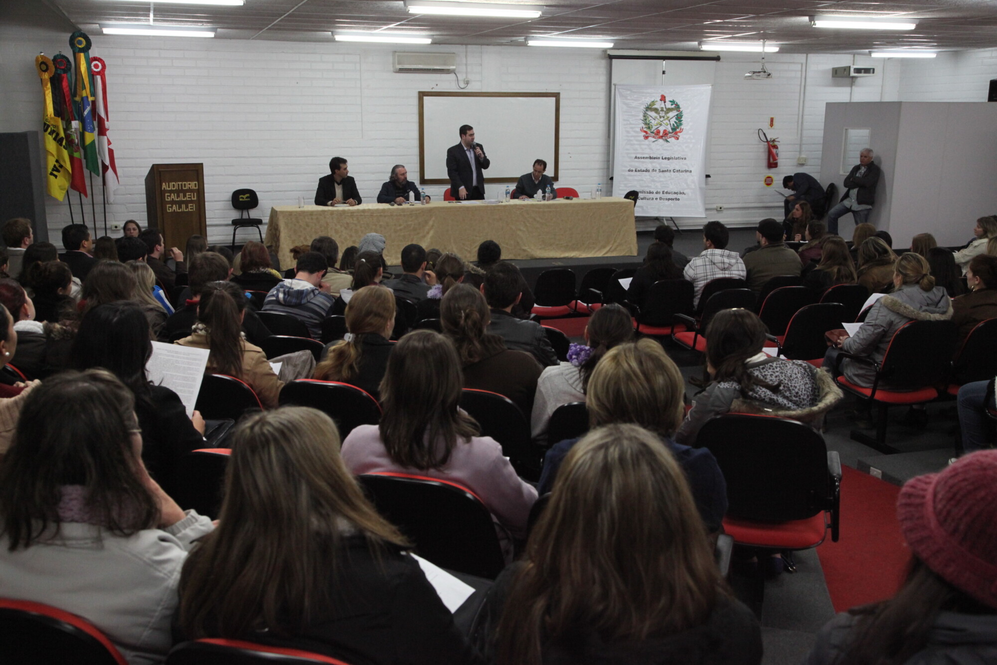 Bolsas para EaD podem acelerar inclusão no ensino superior