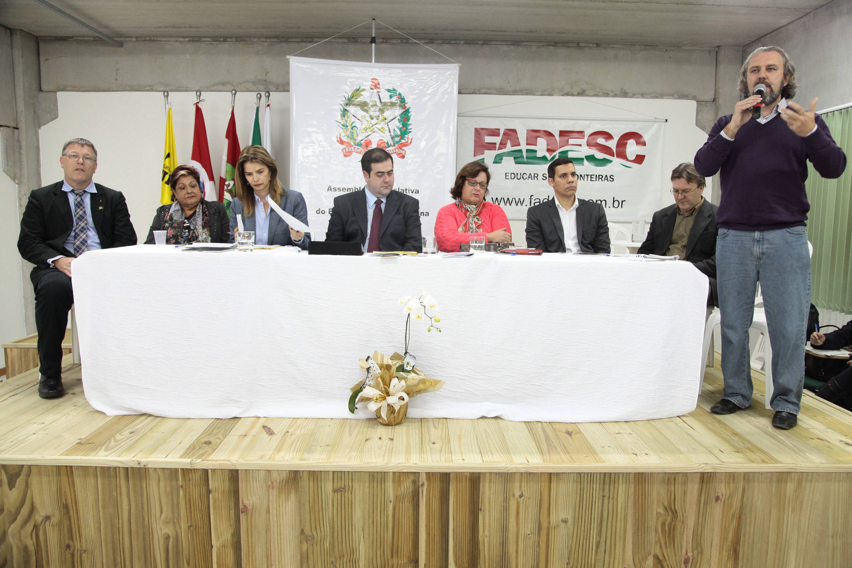 Audiência Pública da Comissão de Educação no município de Palhoça. Foto: Miriam Zomer