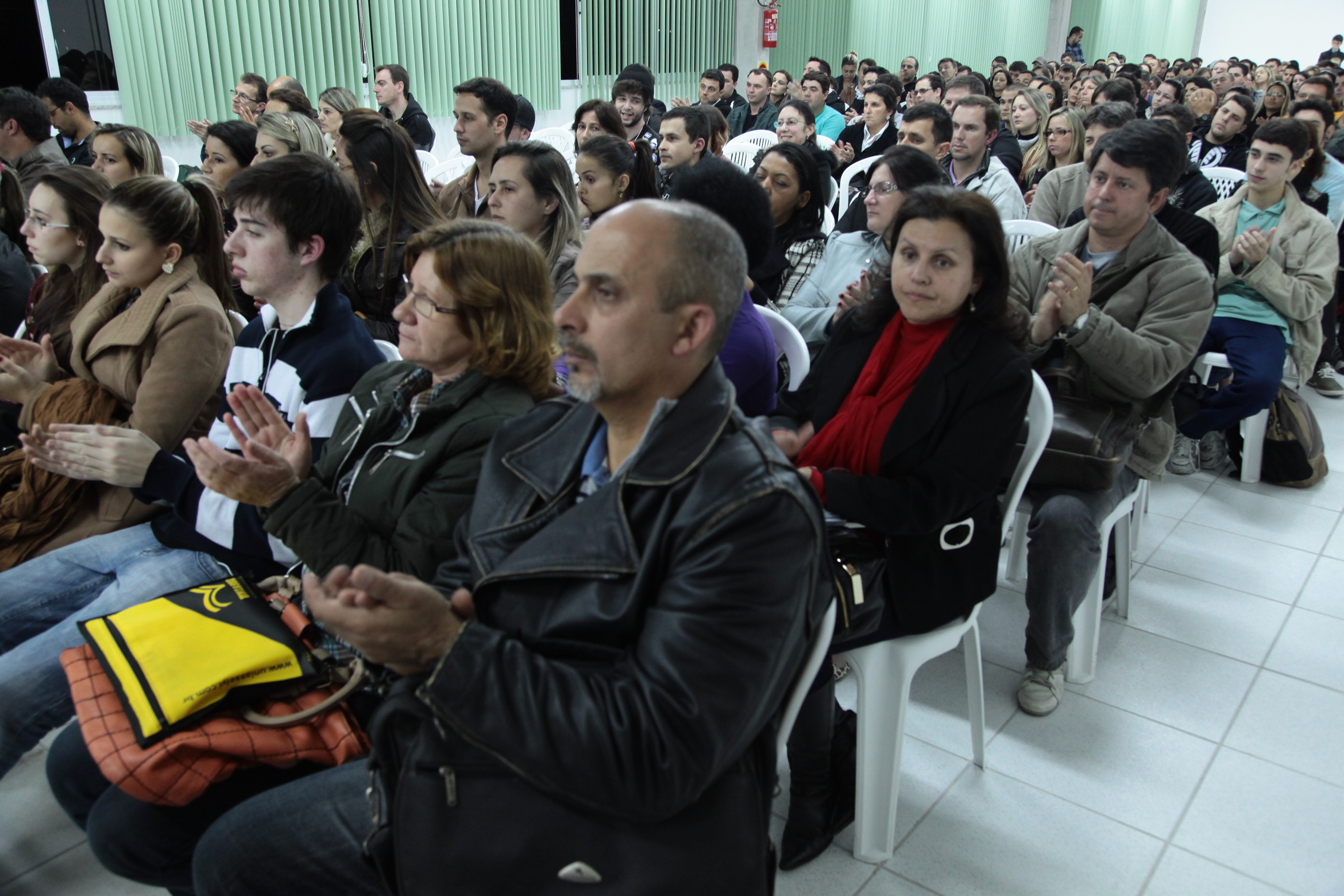 Audiência Pública da Comissão de Educação no município de Palhoça. Foto: Miriam Zomer