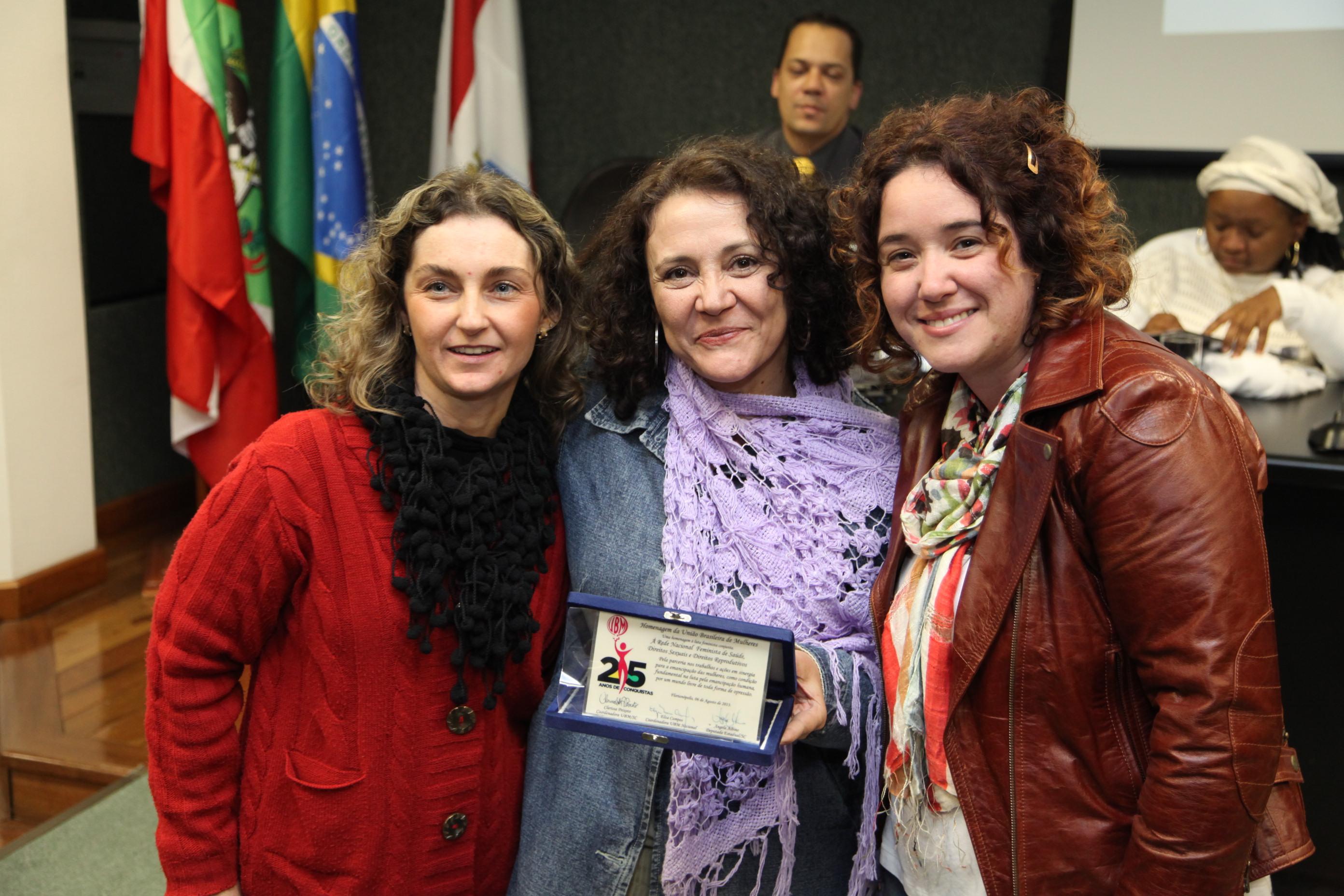 Homenagem aos 25 anos de Fundação da UBM - União Brasileira de Mulheres