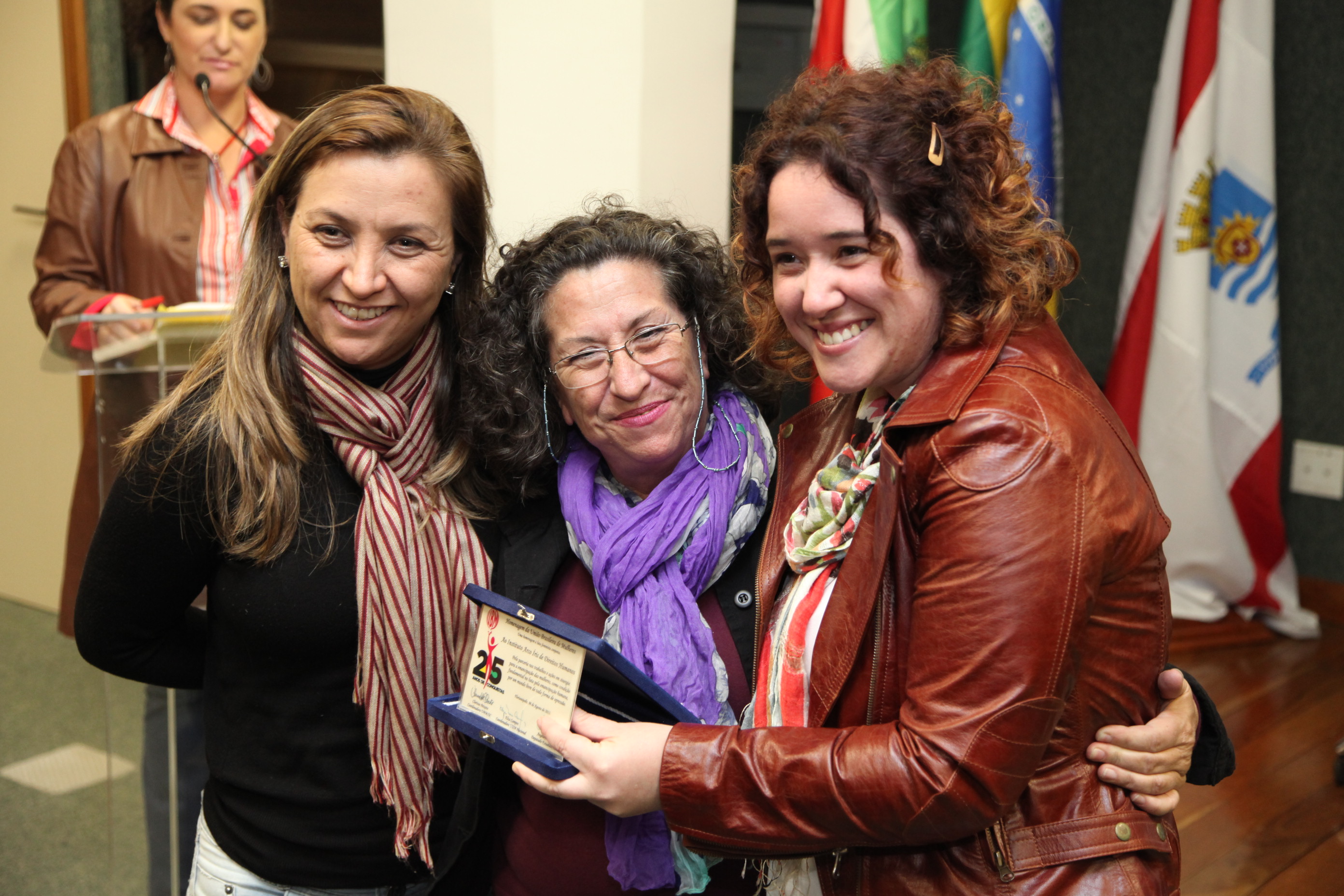Homenagem aos 25 anos de Fundação da UBM - União Brasileira de Mulheres