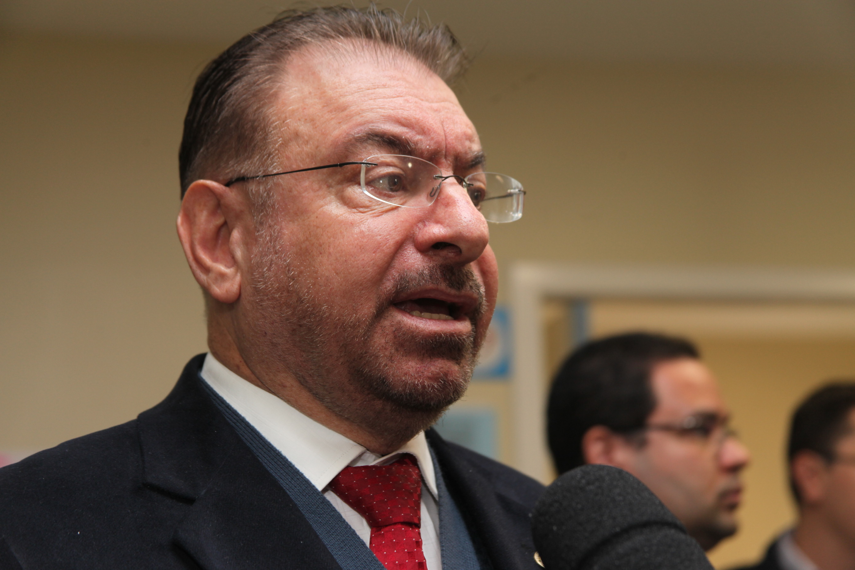 Deputados da Comissão de Saúde fazem vistoria no Hospital Regional. Foto: Fábio Queiroz
