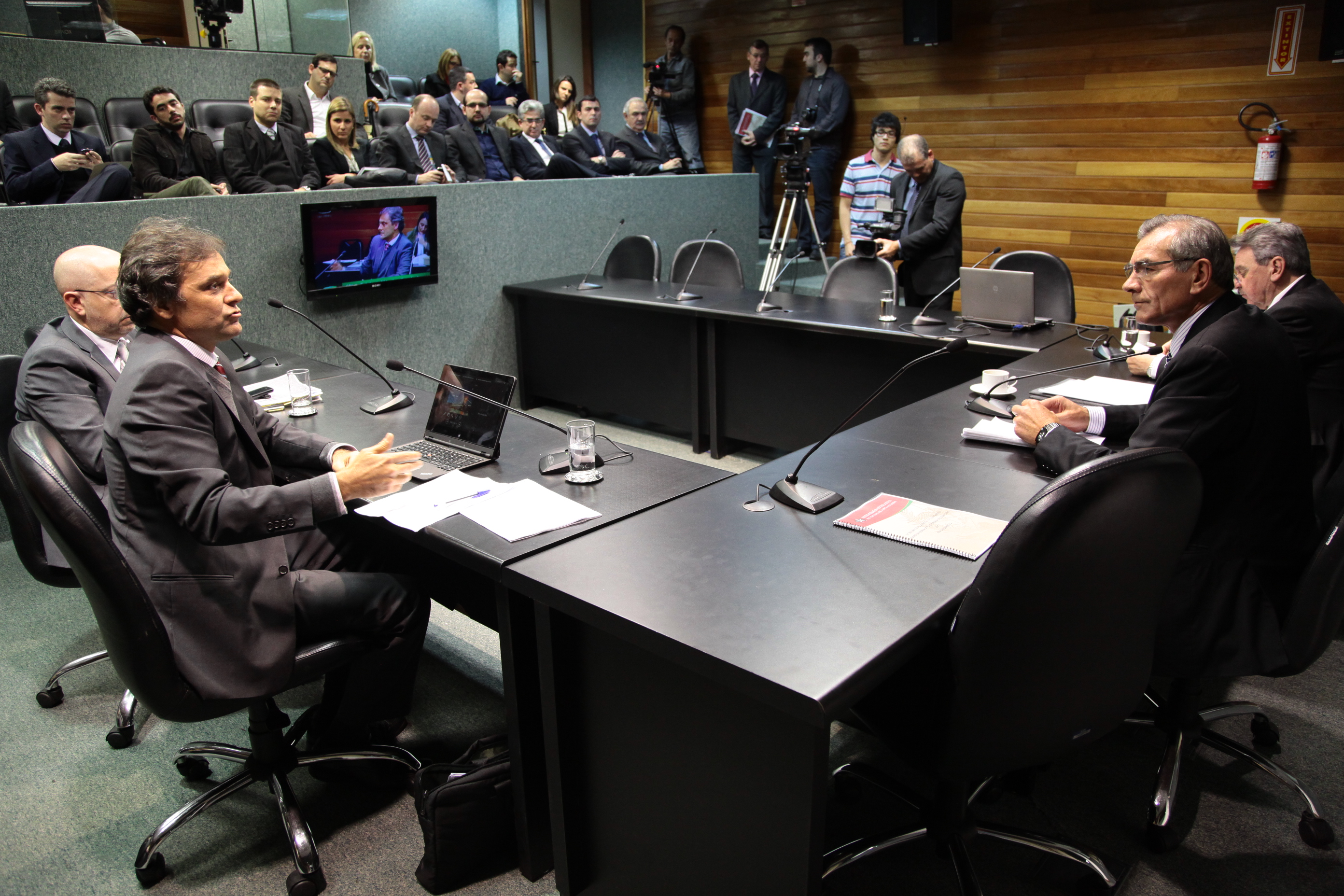 CPI da Telefonia Móvel no Estado de Santa Catarina. Foto: Miriam Zomer