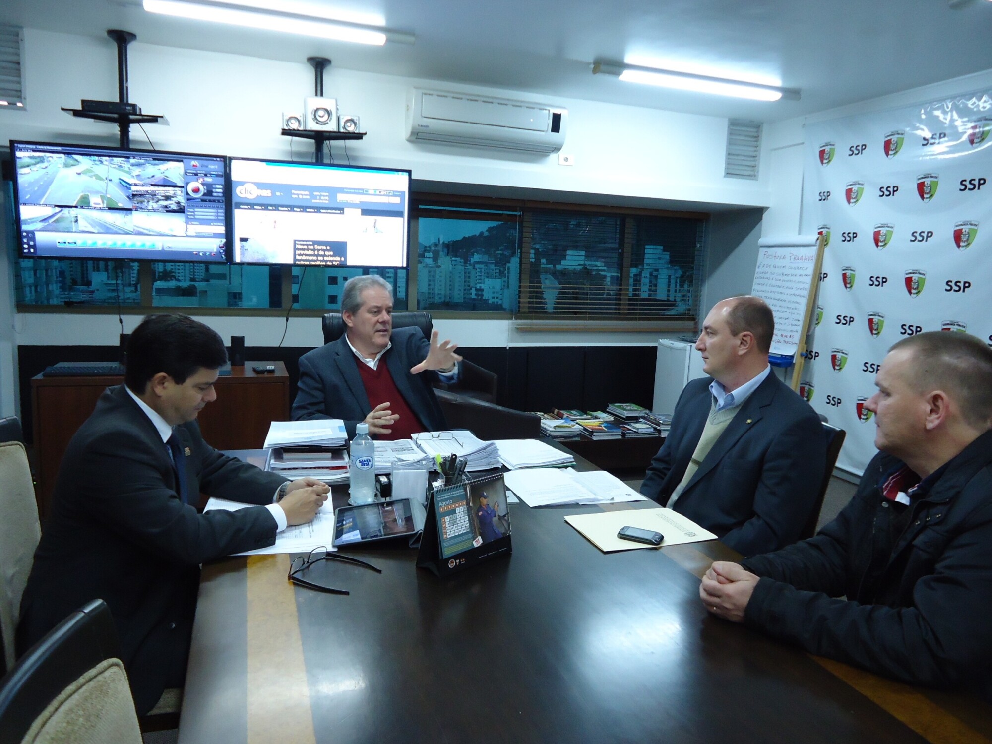 Mauro pede a implantação de duas Delegacias Regionais