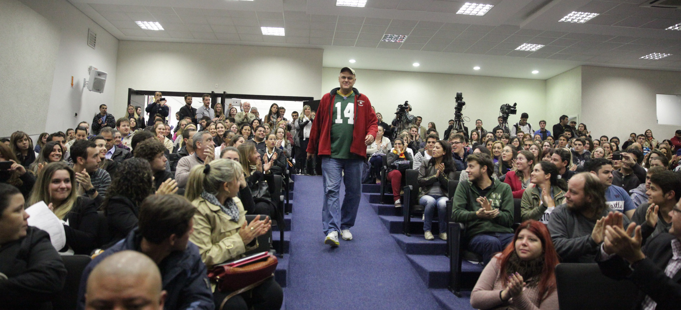 Encontros com a Assembleia - Balneário Camboriú - Palestra com Oscar Schmidt - Foto: Lucas Gabriel Diniz
