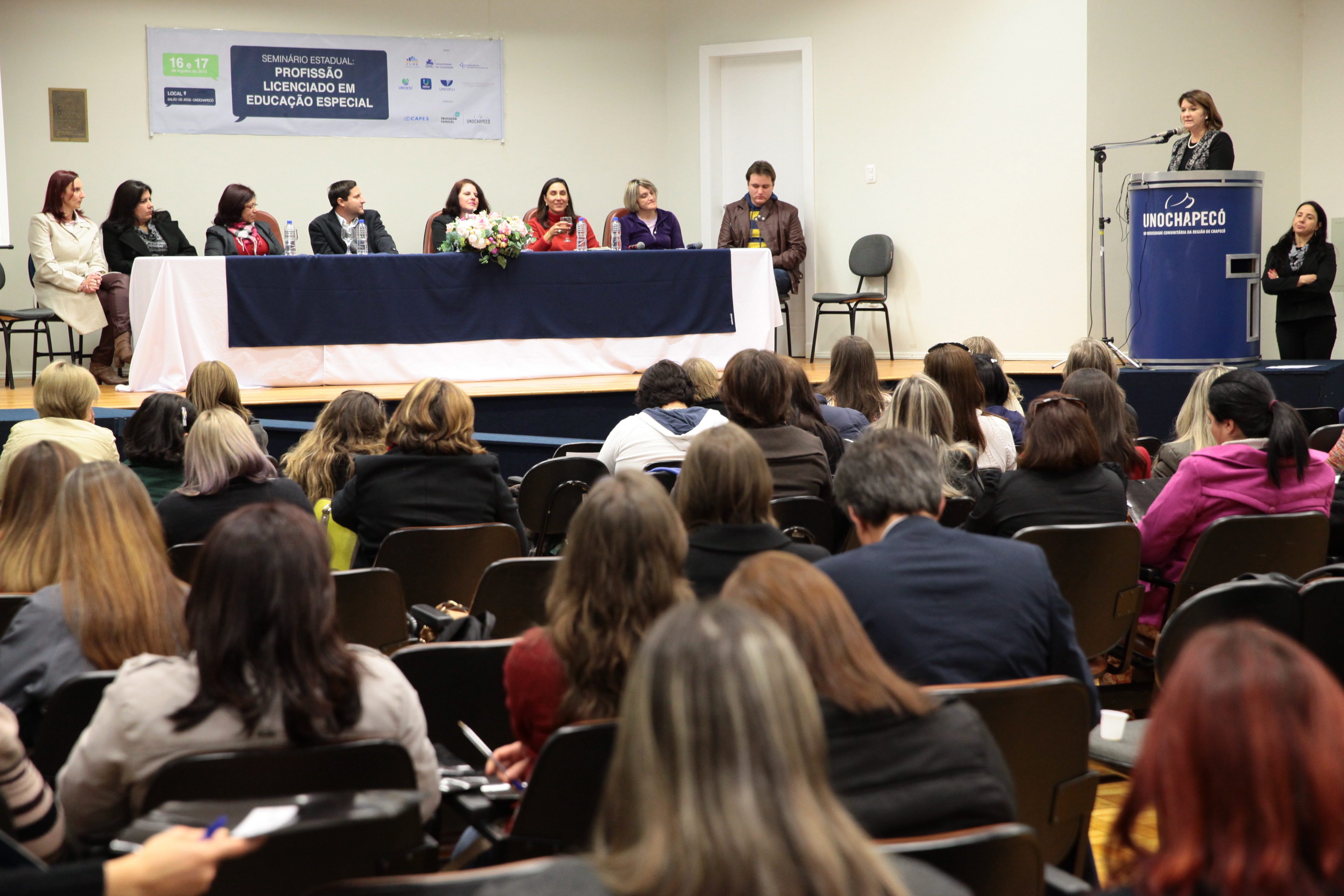 Seminário Estadual: Profissão Licenciado em Educação Especial