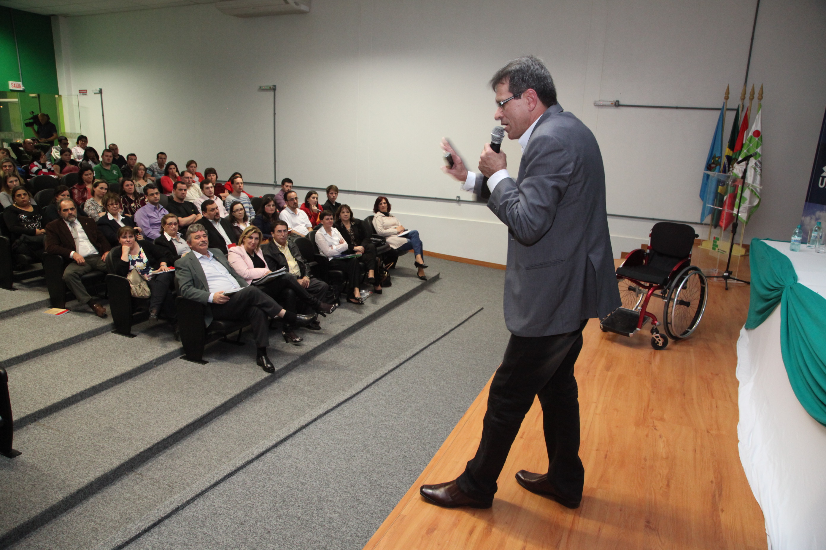 Seminário de Inclusão da Pessoa com Deficiência - Paulo Cesar da Silveira