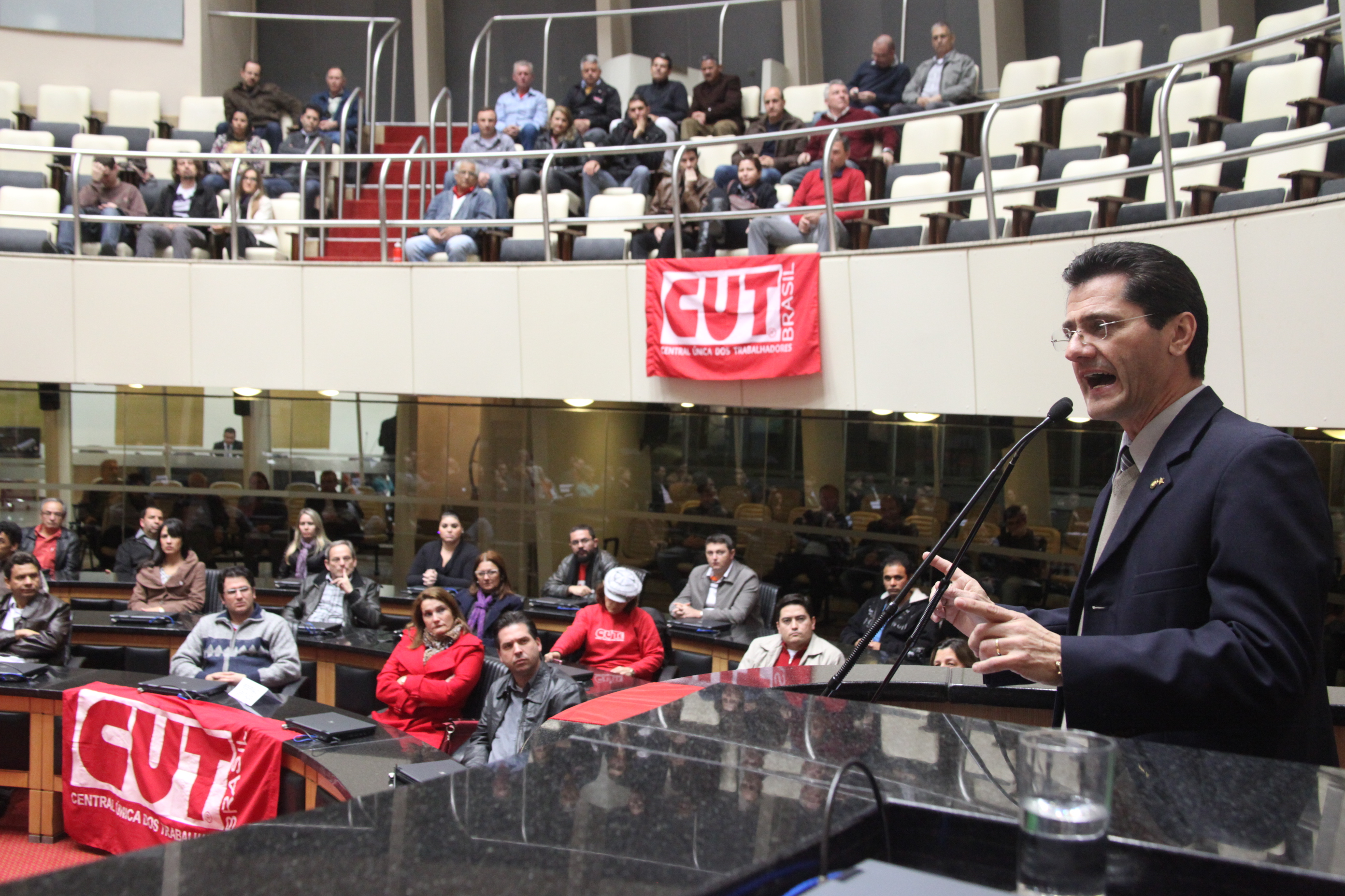 Homenagem aos 30 anos de fundação da CUT nacional. Foto: Fábio Queiroz