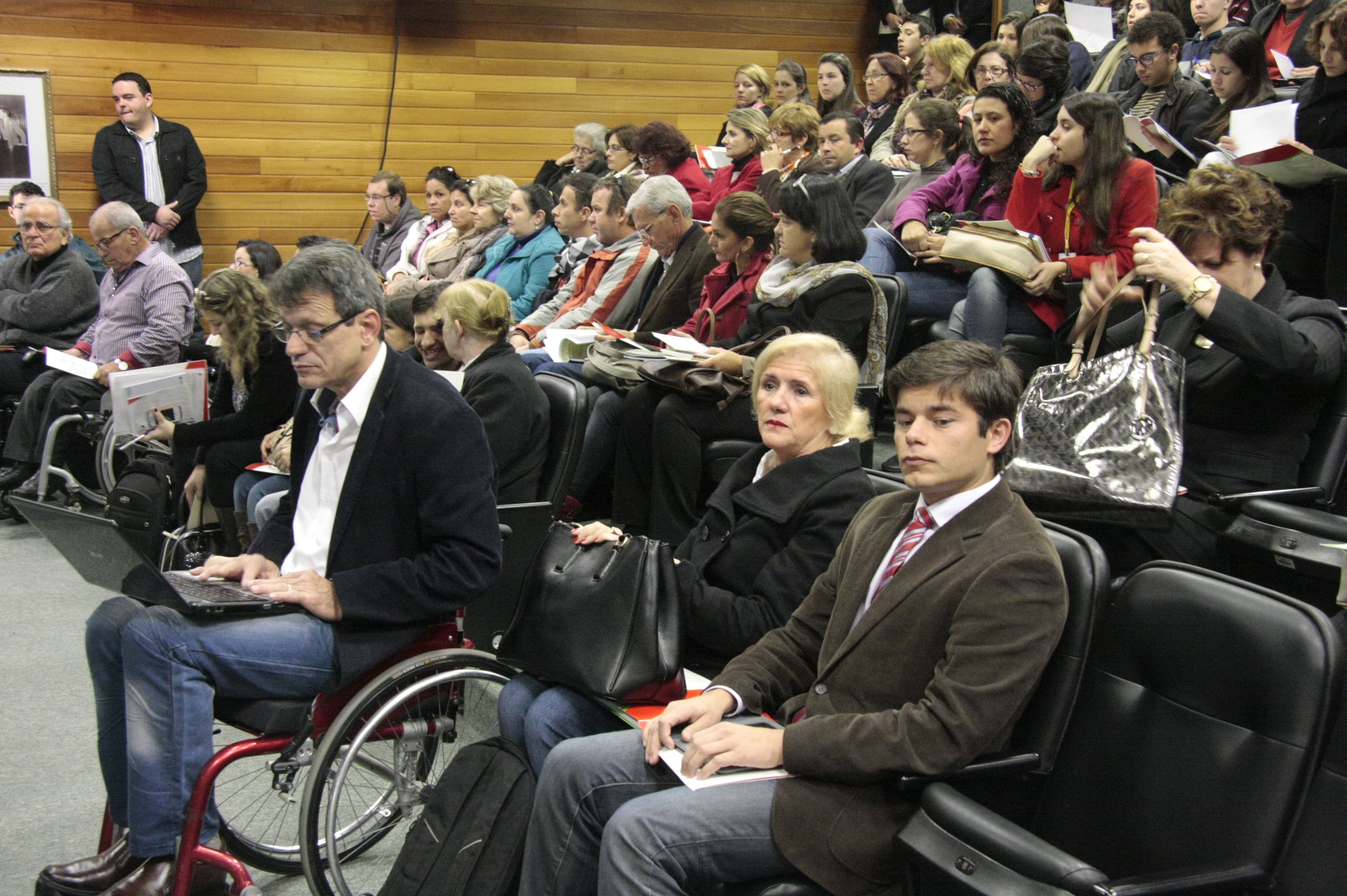 Ato Comemorativo da Semana Estadual das Pessoas com Deficiência Intelectual e Múltipla Seminário de Sensibilização dos Servidores sobre a Alesc Inclusiva. Foto: Eduardo Guedes Oliveira