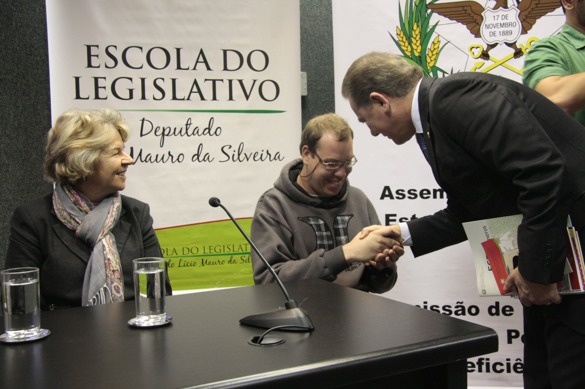 Ato Comemorativo da Semana Estadual das Pessoas com Deficiência Intelectual e Múltipla Seminário de Sensibilização dos Servidores sobre a Alesc Inclusiva. Foto: Eduardo Guedes Oliveira