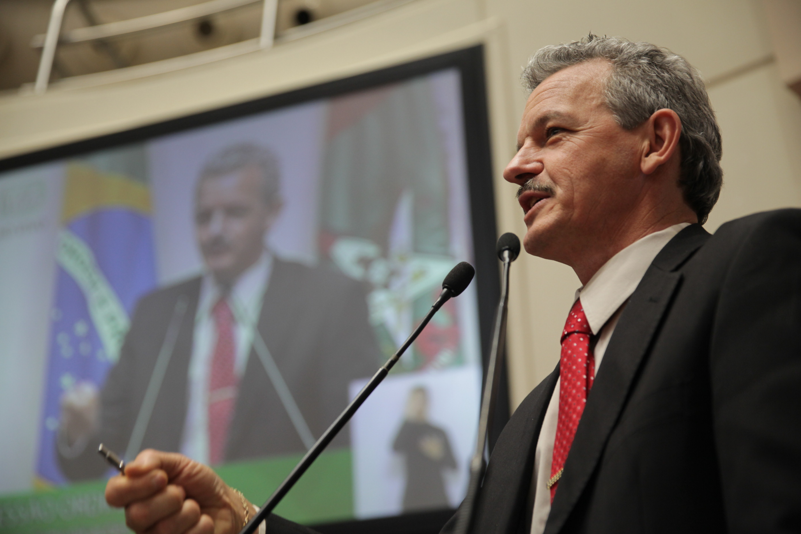 Sessão Ordinária - Plenário Osni Régis - Deputado Dirceu Dresch (PT)  - Foto: Lucas Gabriel Diniz