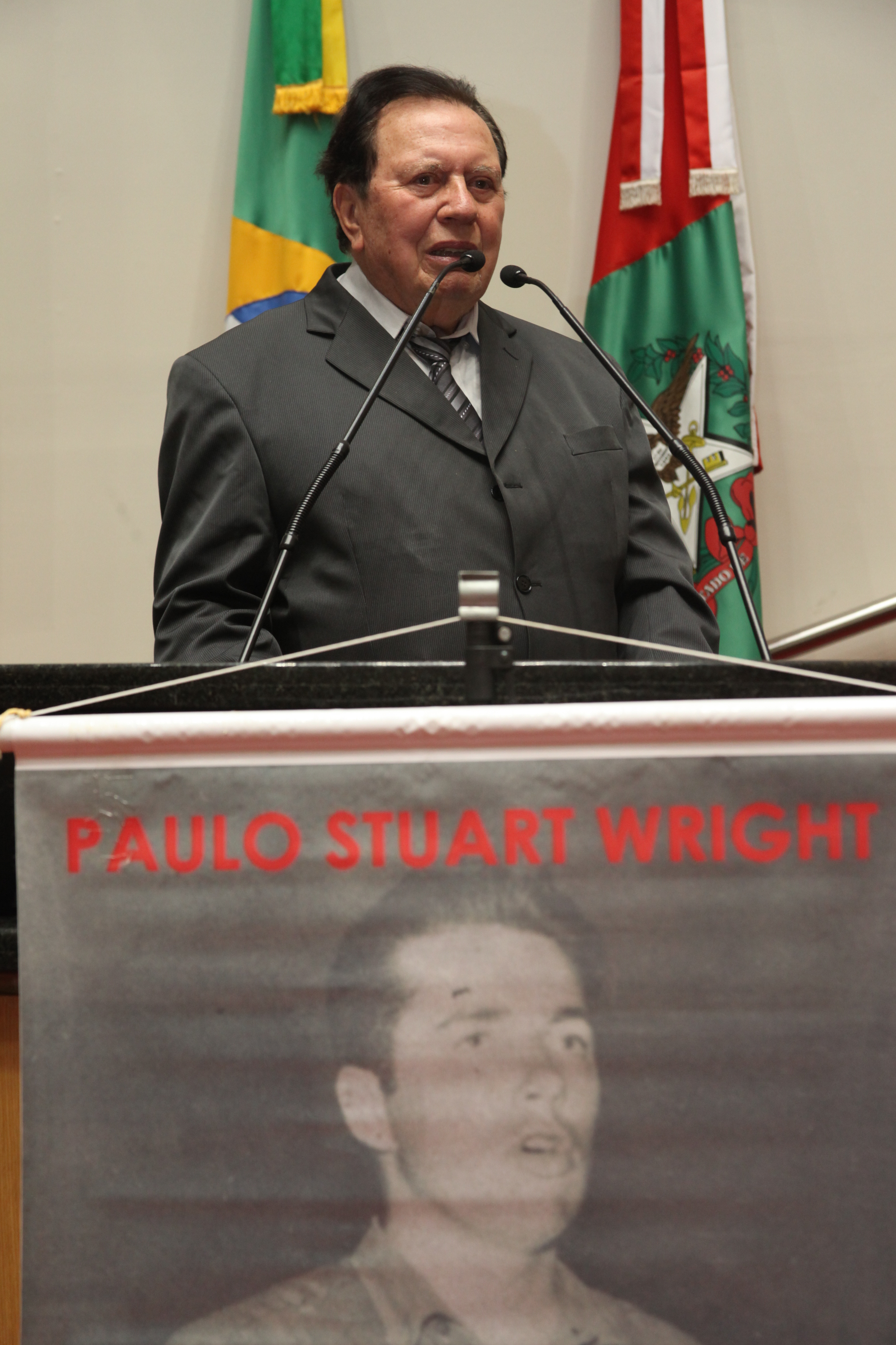 Sessão Especial em homenagem ao deputado assassinado pela ditadura militar brasileira Paulo Stuart Wright, cujo mandato foi cassado pela Assembleia Legislativa de SC. Foto: Fábio Queiroz