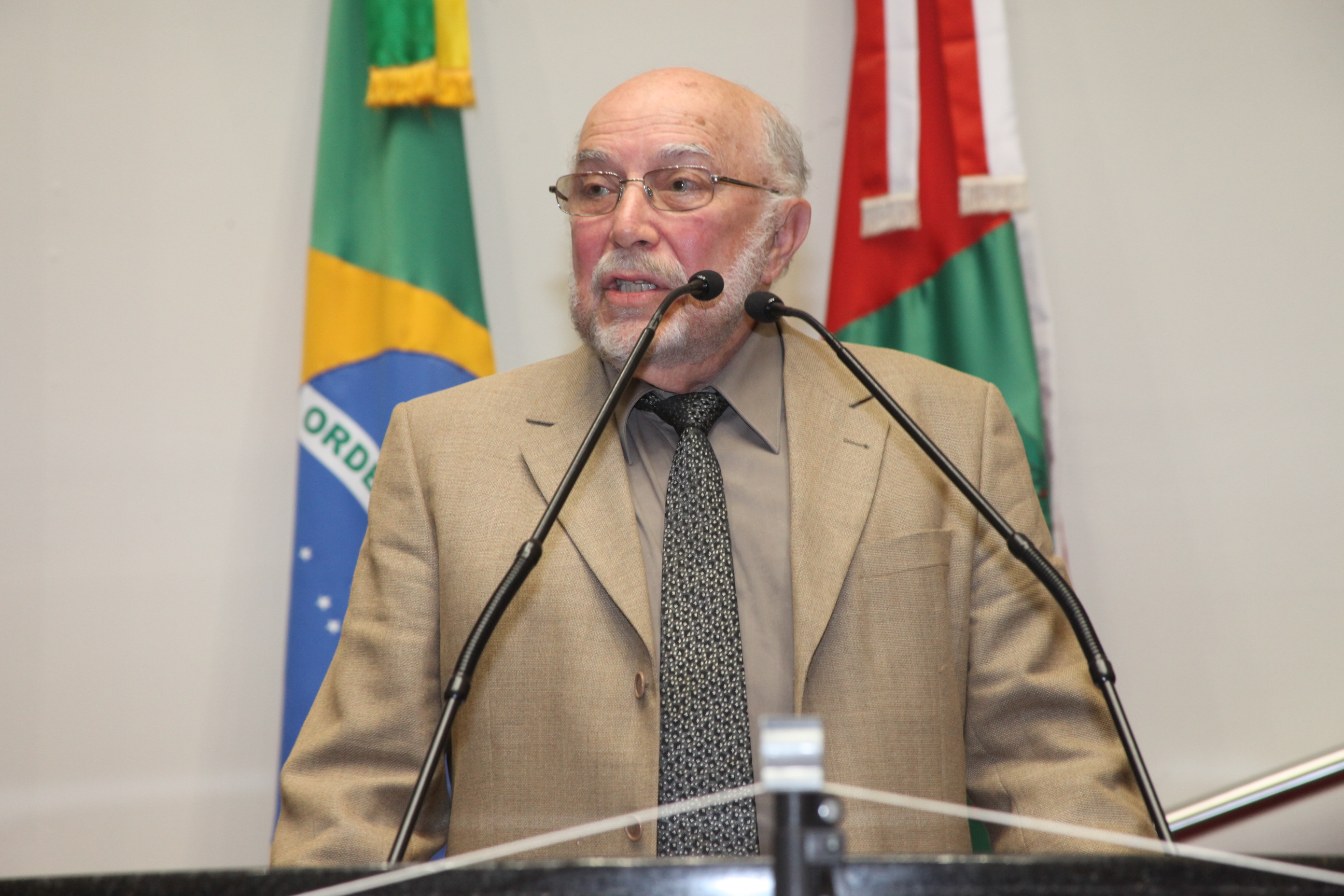 Sessão Especial em homenagem ao deputado assassinado pela ditadura militar brasileira Paulo Stuart Wright, cujo mandato foi cassado pela Assembleia Legislativa de SC. Foto: Fábio Queiroz