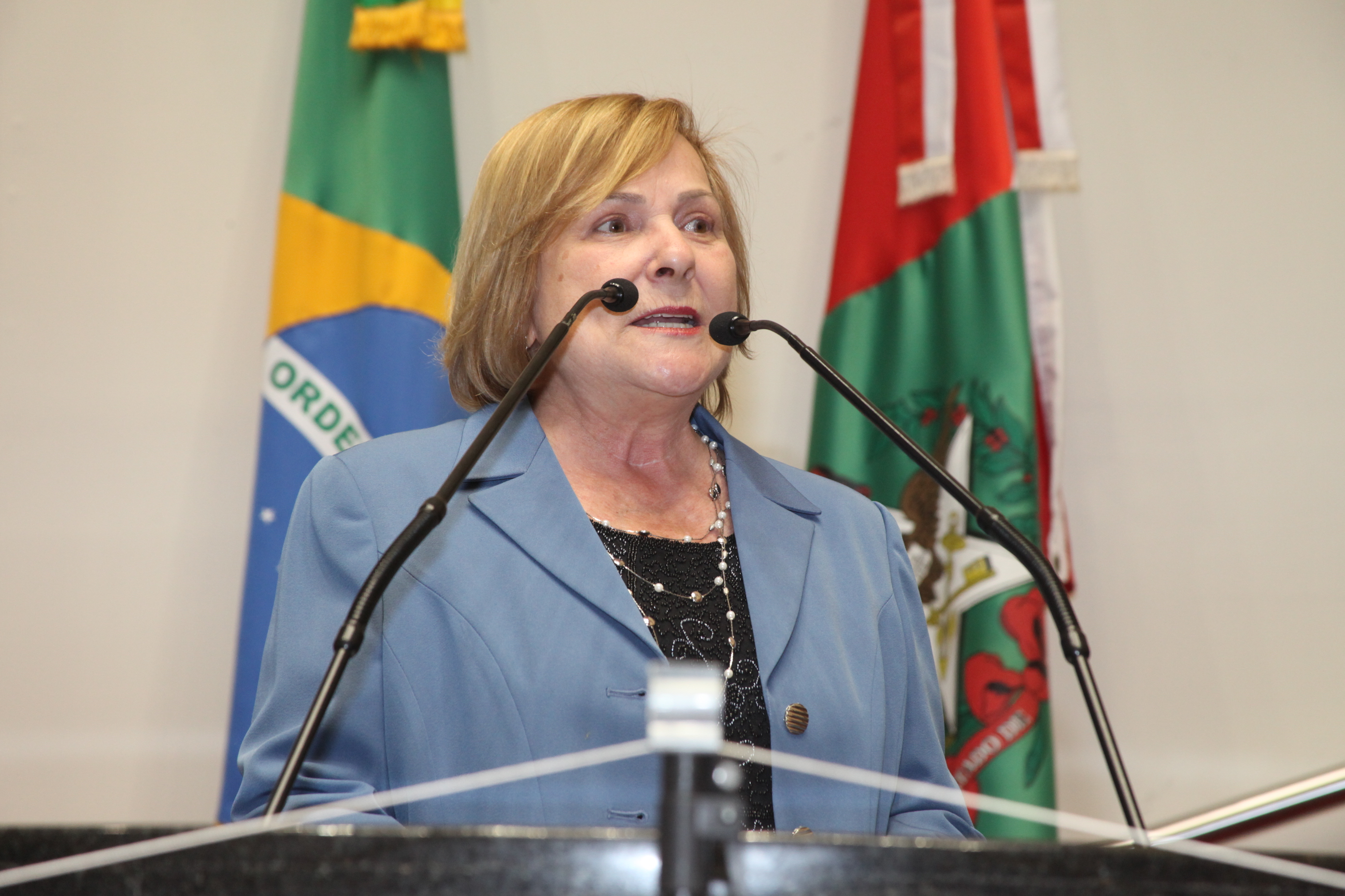 Sessão Especial em homenagem ao deputado assassinado pela ditadura militar brasileira Paulo Stuart Wright, cujo mandato foi cassado pela Assembleia Legislativa de SC. Foto: Fábio Queiroz