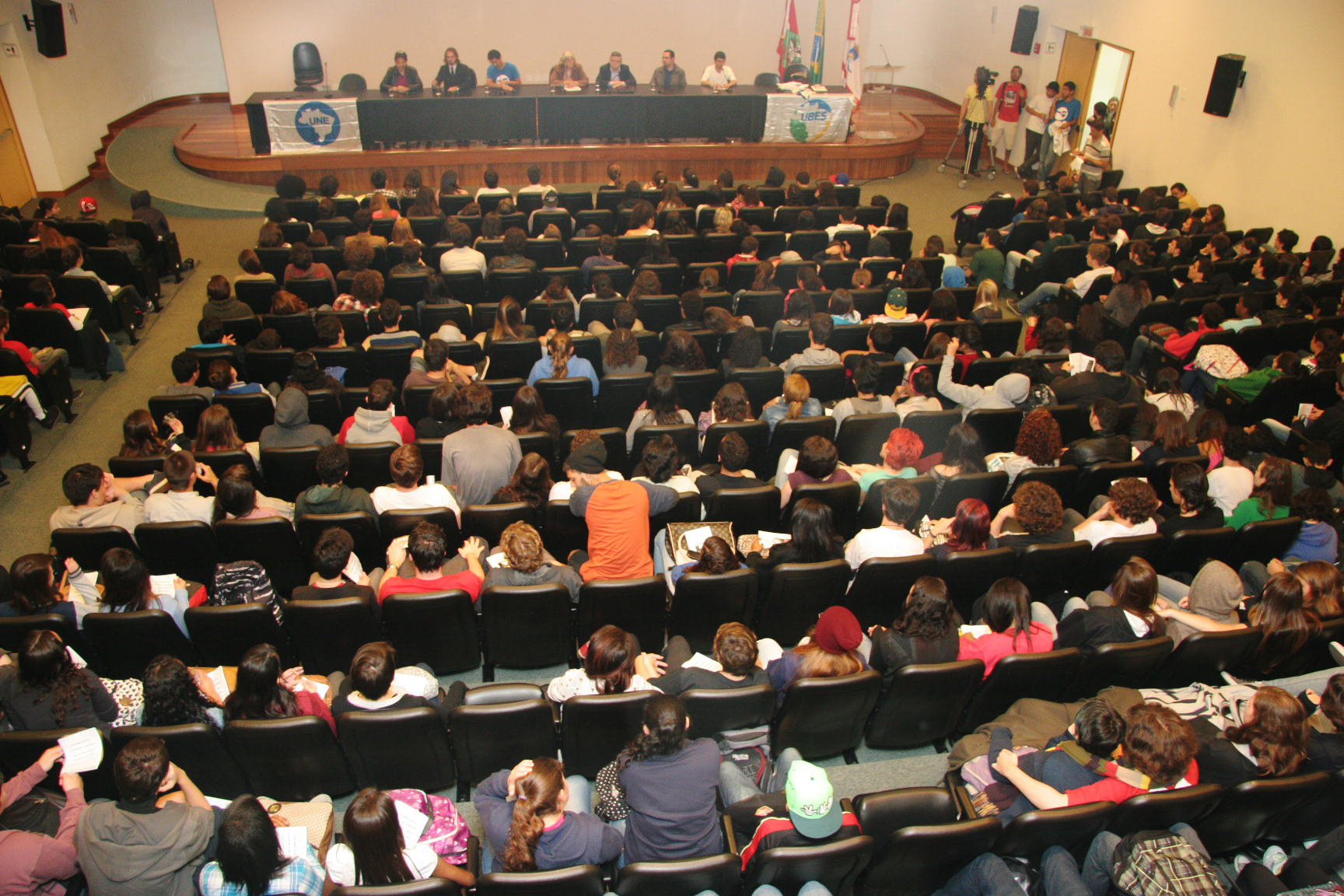 Congresso Estatutário da União Florianopolitana dos Estudos Secundaristas. Foto: Eduardo Guedes de Oliveira.