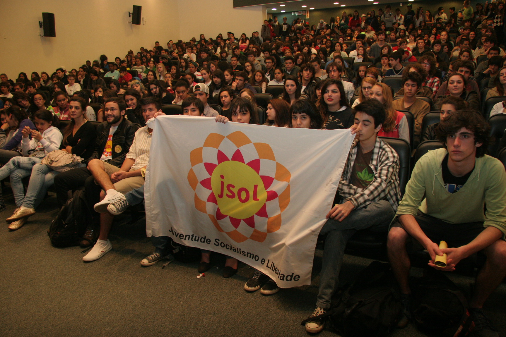 Congresso Estatutário da União Florianopolitana dos Estudos Secundaristas. Foto: Eduardo Guedes de Oliveira.