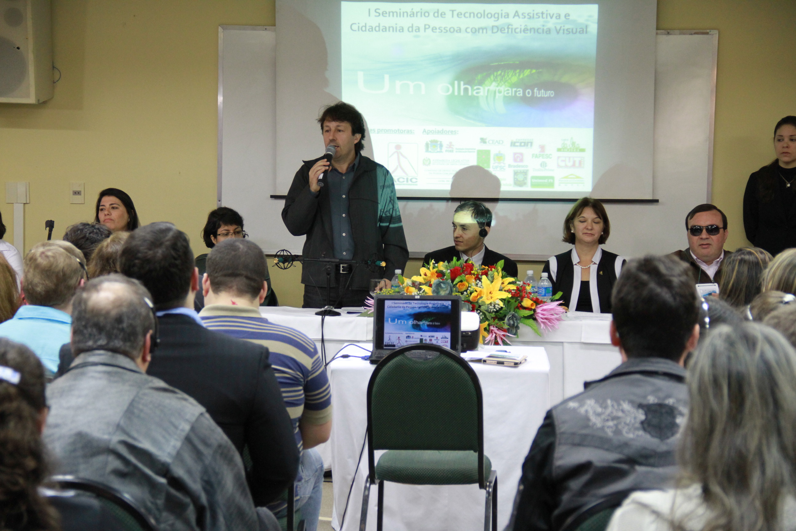 I Seminário de Tecnologia Assistida e Cidadania da Pessoa com Deficiência Visual. Foto: Miriam Zomer
