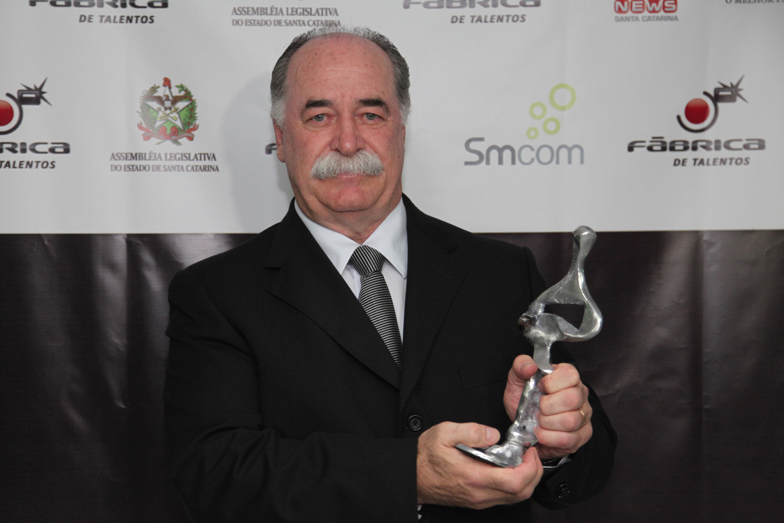 Troféu Destaque Santa Catarina - Deputado Romildo Titon (PMDB)
