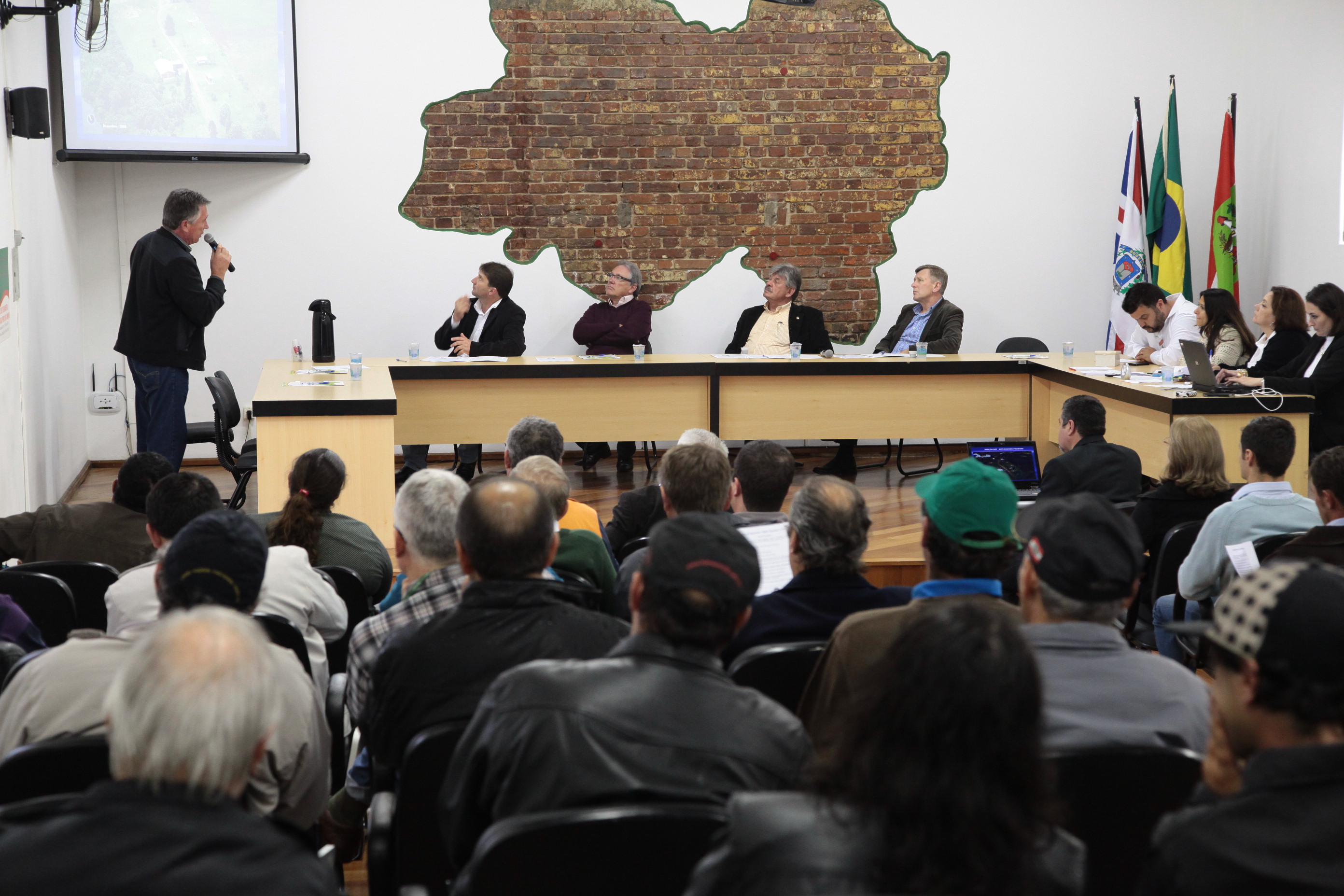 Audiência Pública em Caçador - Antigranizo. FOTO: Miriam Zomer/Agência AL