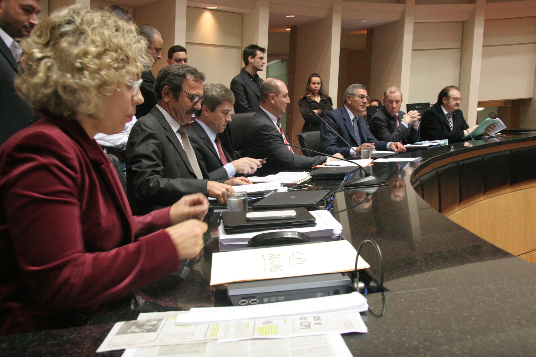 Deputados membros da Comissão de Constituição e Justiça, durante a reunião desta terça (17). FOTO: Eduardo Guedes de Oliveira/Agência AL
