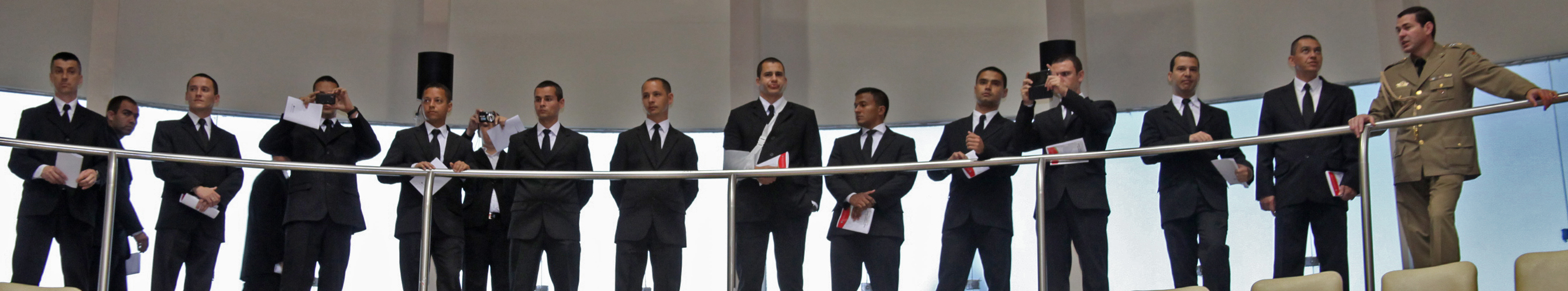 Cadetes da Polícia Militar visitam a Assembleia Legislativa de Santa Catarina. Foto: Fábio Queiroz