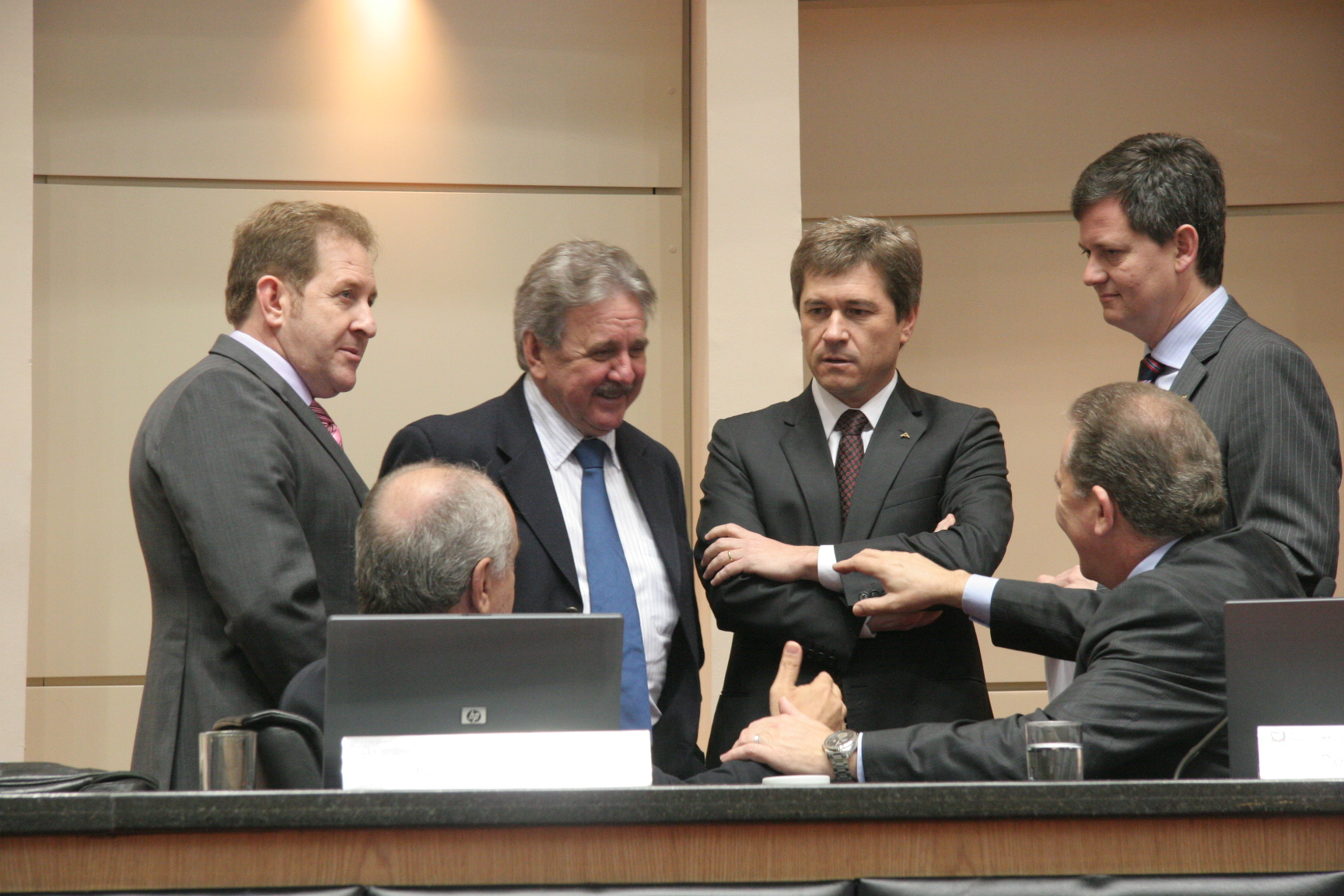 Sessão Ordinária - Plenário Osni Régis. Foto: Eduardo Guedes de Oliveira.