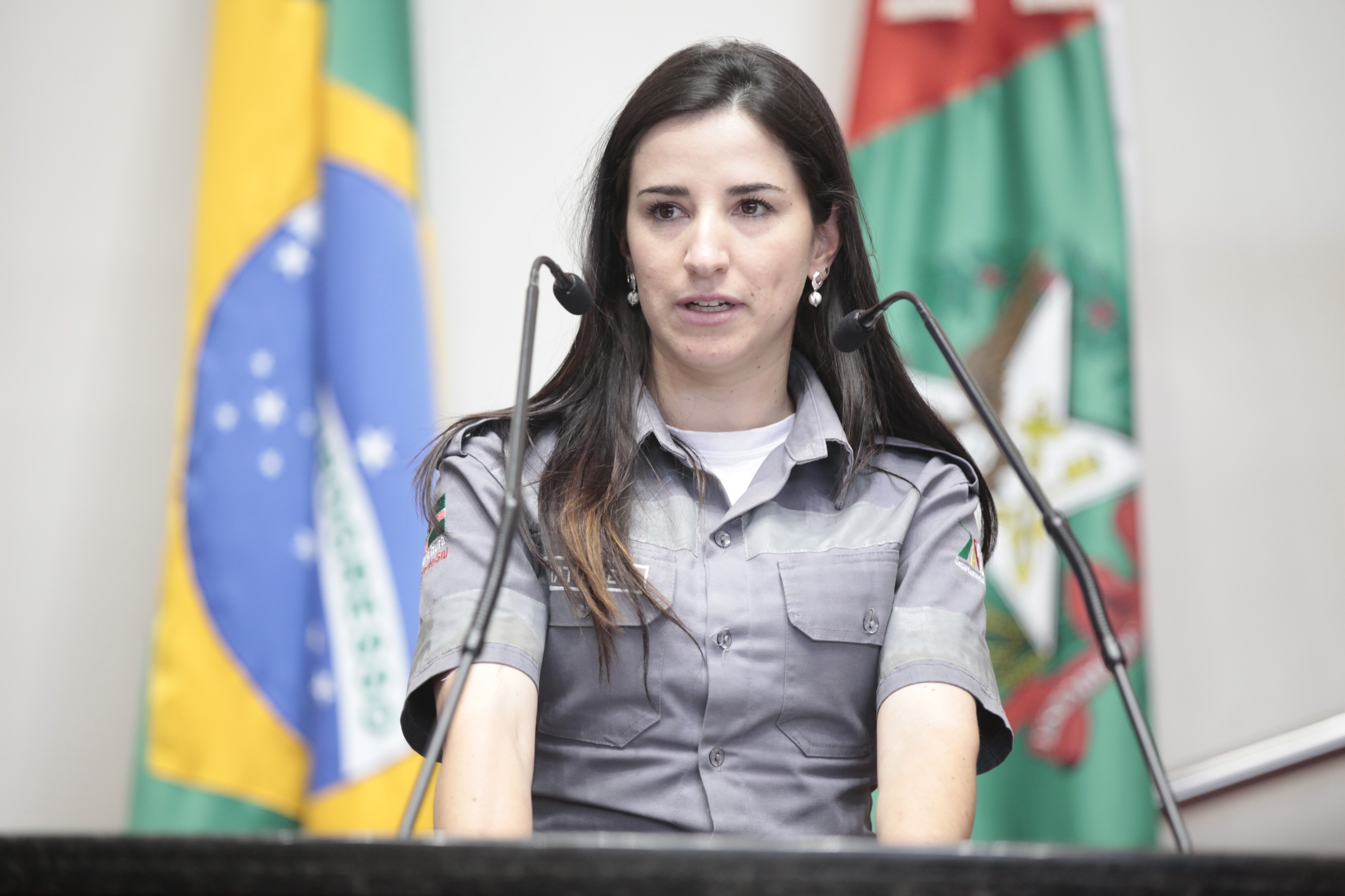 Agente de Trânsito Tatiane D'Oliveira Luiz - Foto: Carlos Kilian / Agência AL