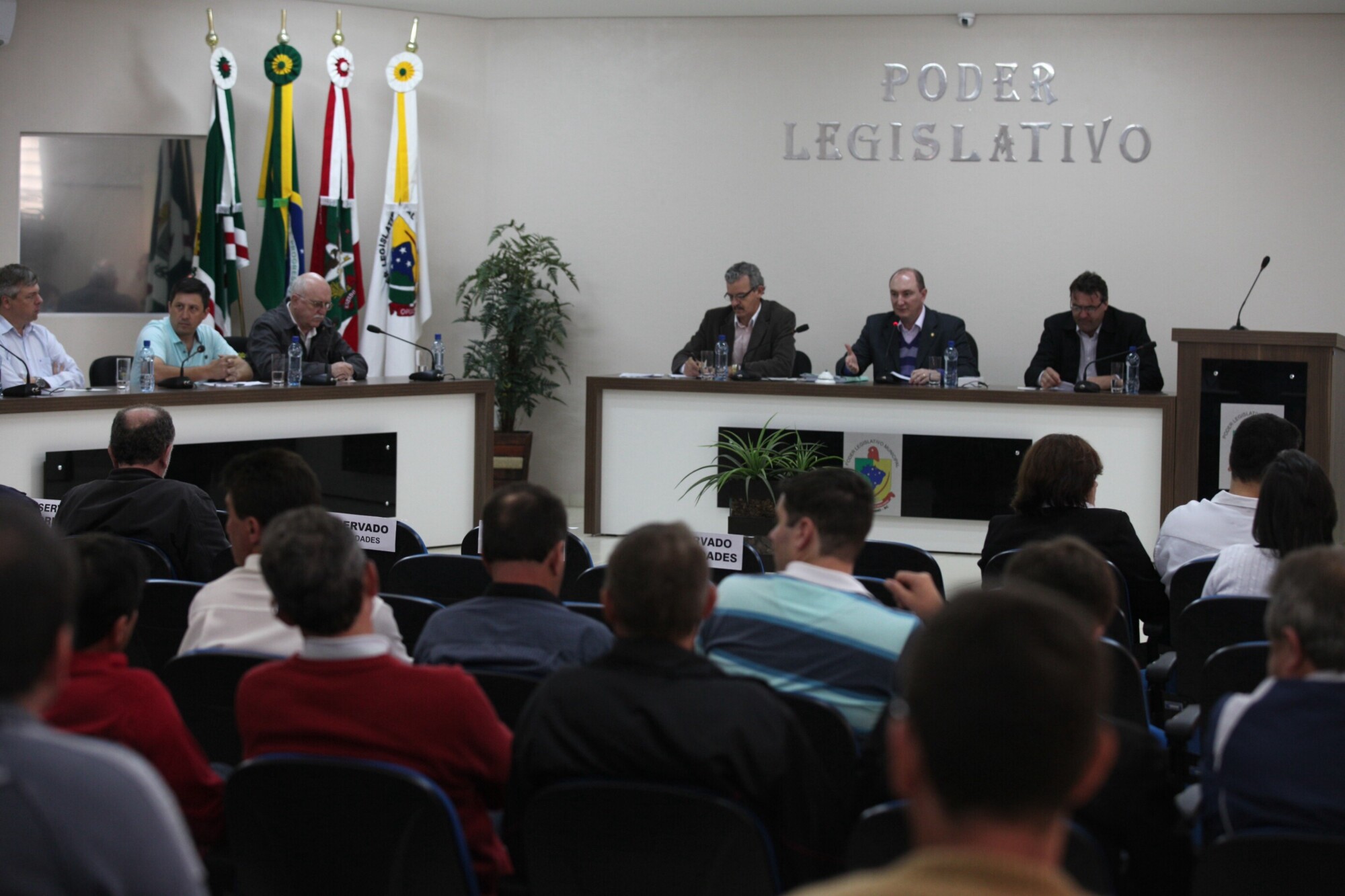 Pinhalzinho sedia debate sobre revisão do Código Ambiental