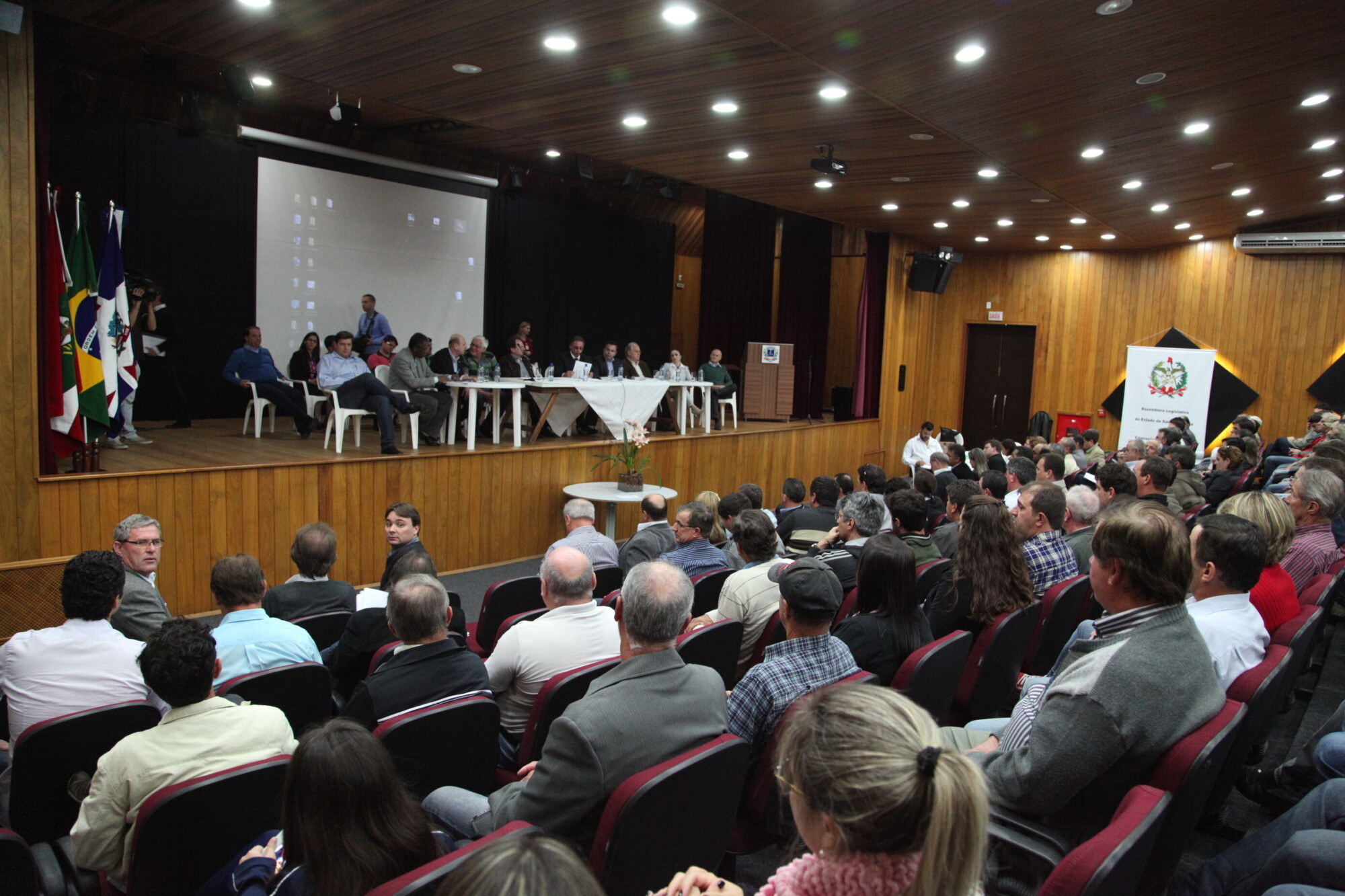 Avicultores do sul do Estado cobram reajuste nos valores pagos pelos frigoríficos