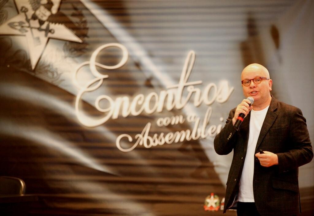 Marcelo Tas fala de virtudes e efeitos colaterais das redes sociais no 4º Encontros com a Assembleia