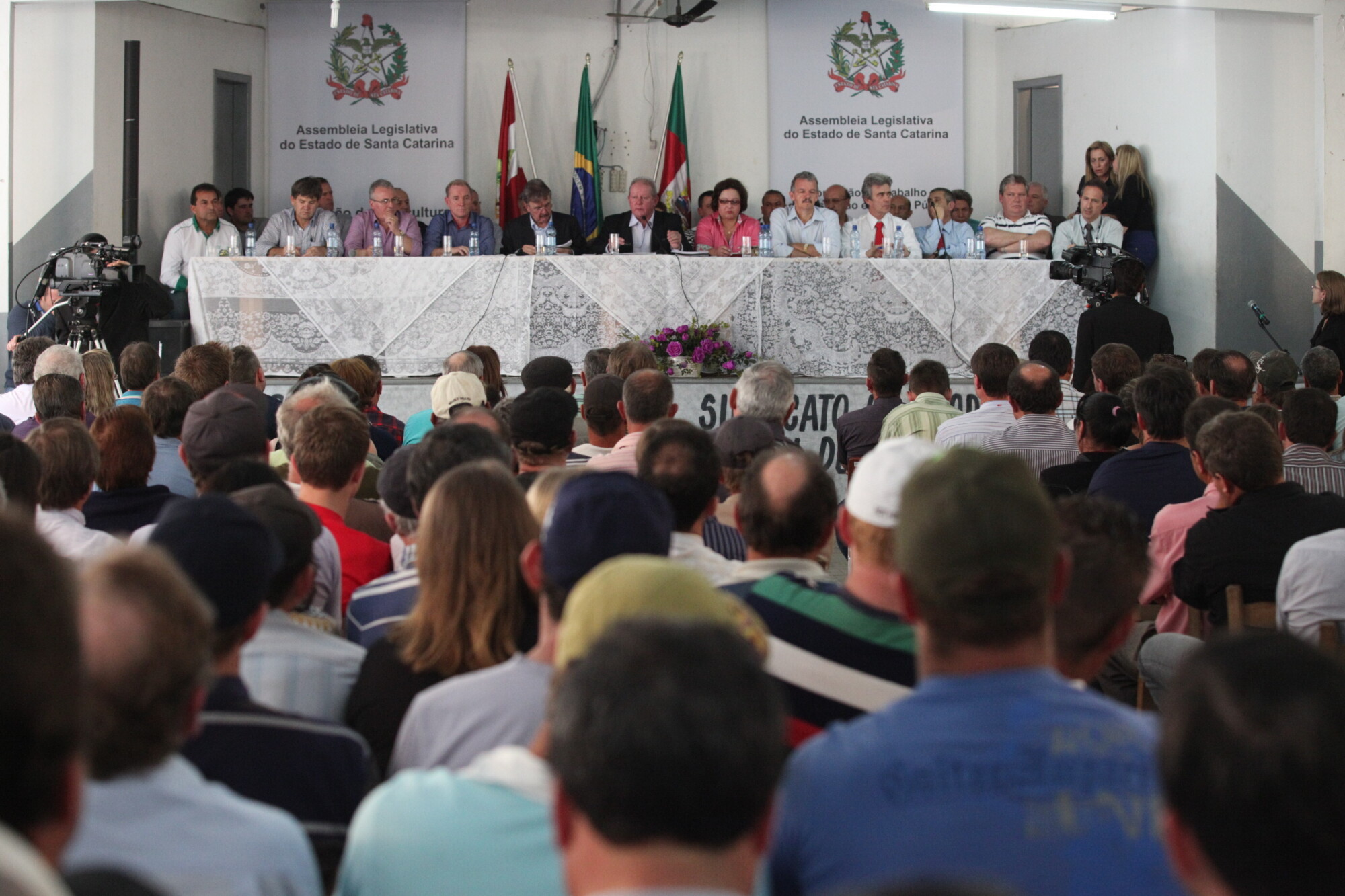 Produtores do Alto Vale contestam normas trabalhistas para a agricultura familiar