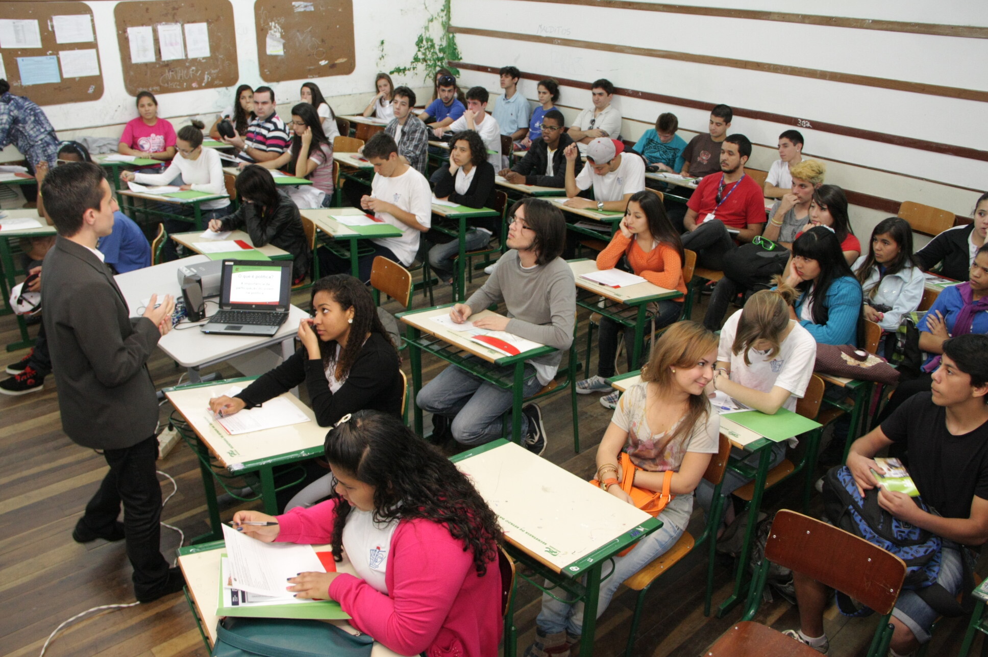 II Semana Multicultural do Instituto Estadual de Educação (IEE).  Foto: Pedro Squizatto Fernandes