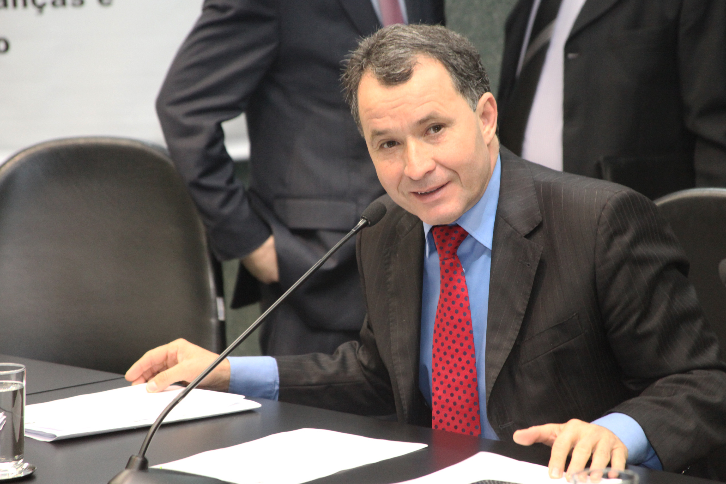 Deputado Darci de Matos (PSD). Reunião da Comissão de Finanças e Tributação. Foto: Leonardo Gonçalves / Agência AL