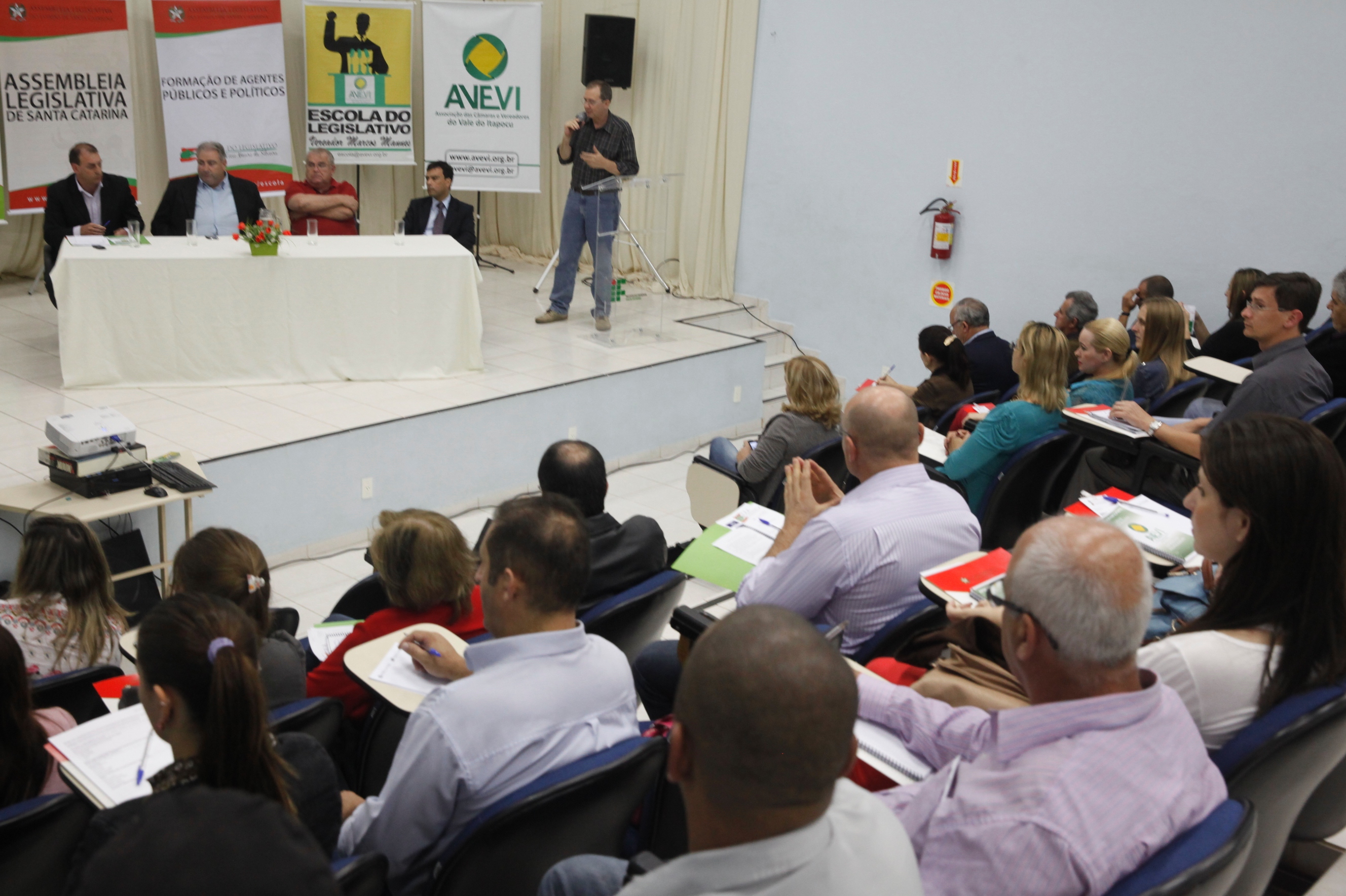 Escola do Legislativo Debate os Papeis do Vereador e Prefeito no Vale do Itapocu      Foto   Carlos Kilian/Agencia AL