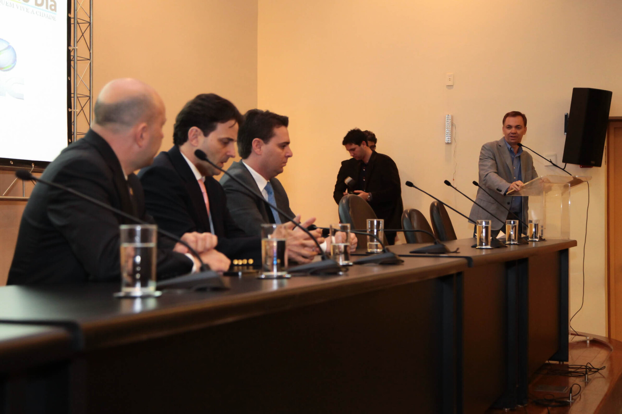 Seminário discute impacto ambiental do transporte e da construção civil
