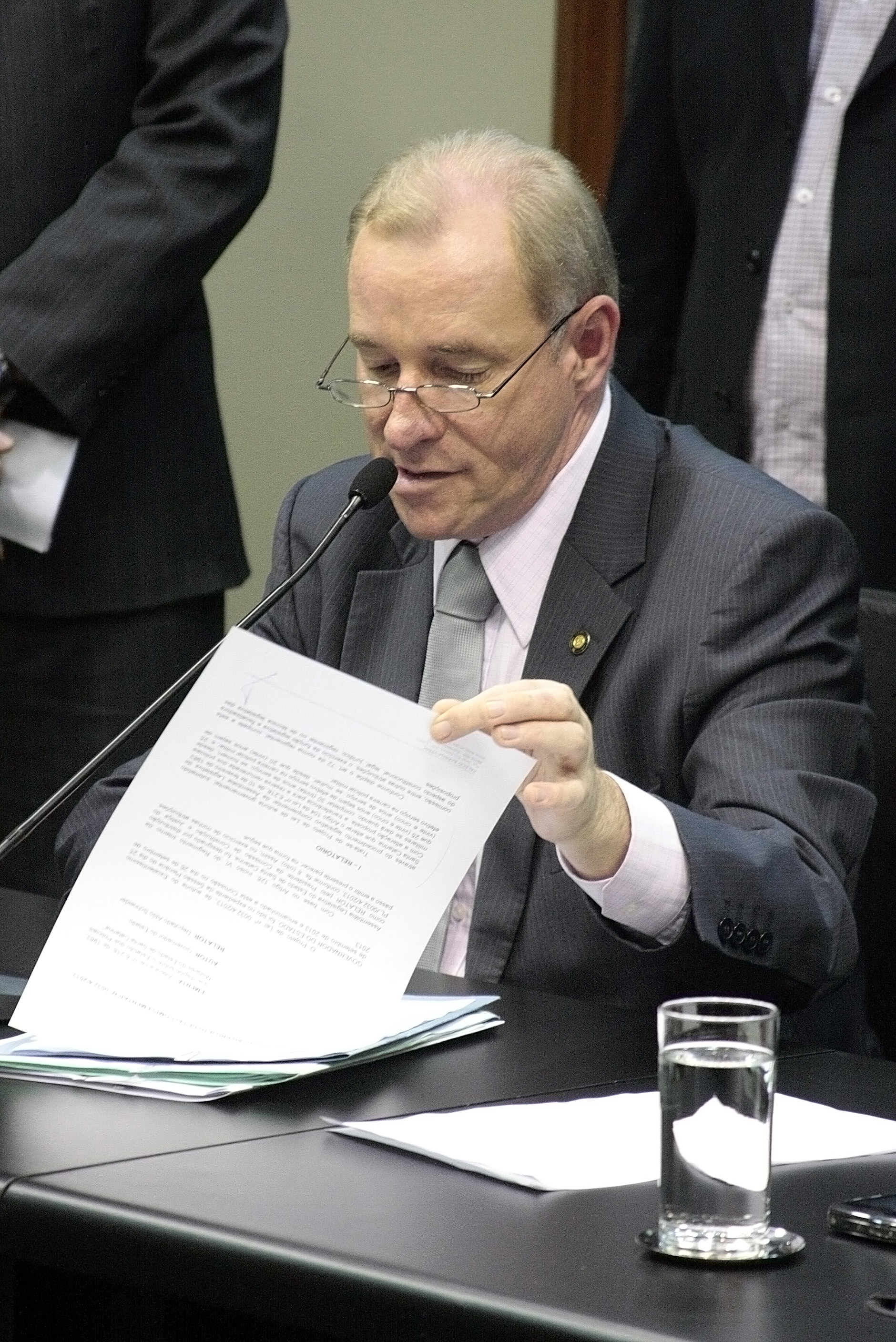 Deputado Aldo Schneider (PMDB). Reunião da Comissão de Constituição e Justiça. Foto: Leonardo Gonçalves / Agência AL