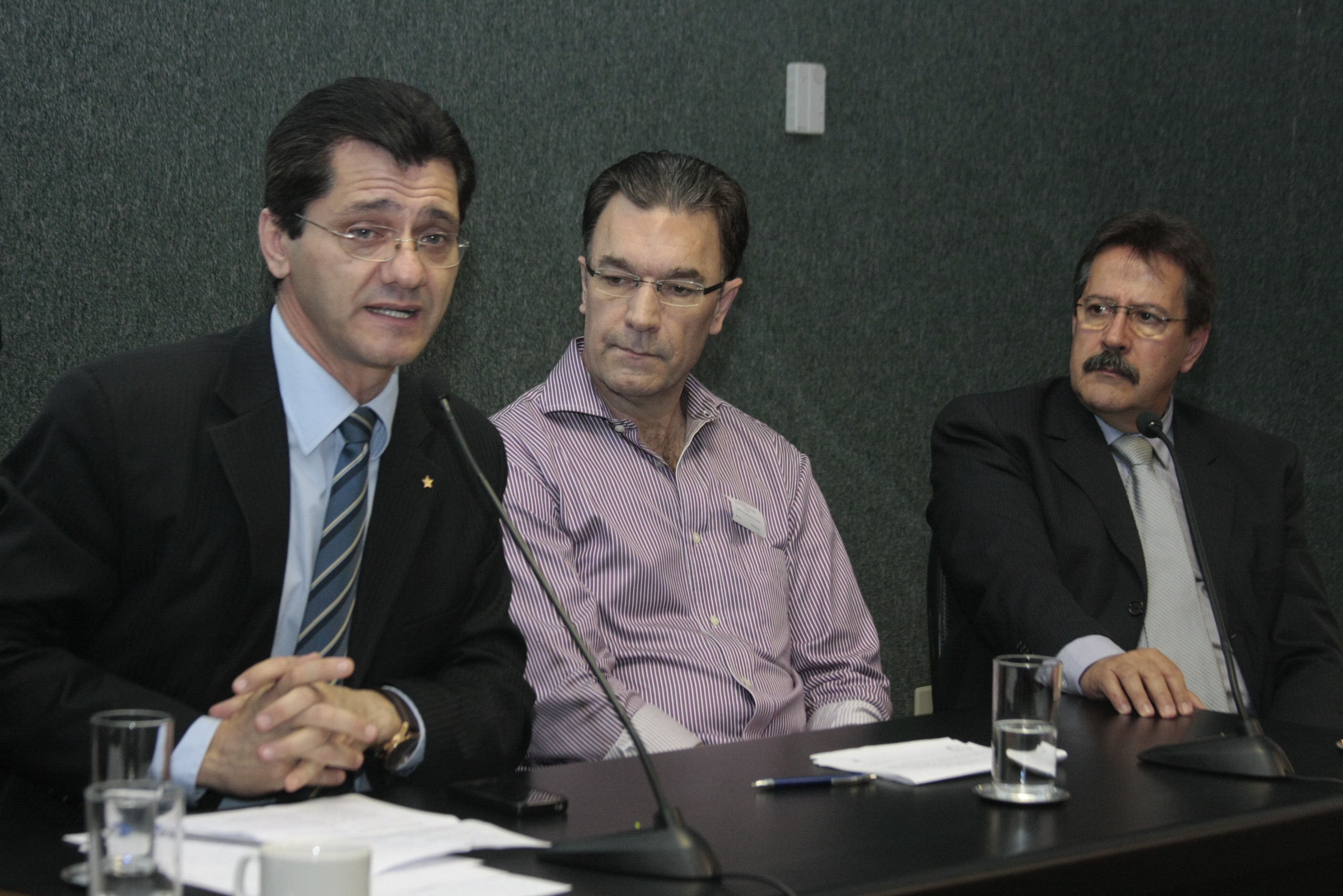 Reunião para debater o PL 243.7/2013 - Comercialização de produtos ópticos. Foto: Fábio Queiroz/Agência AL