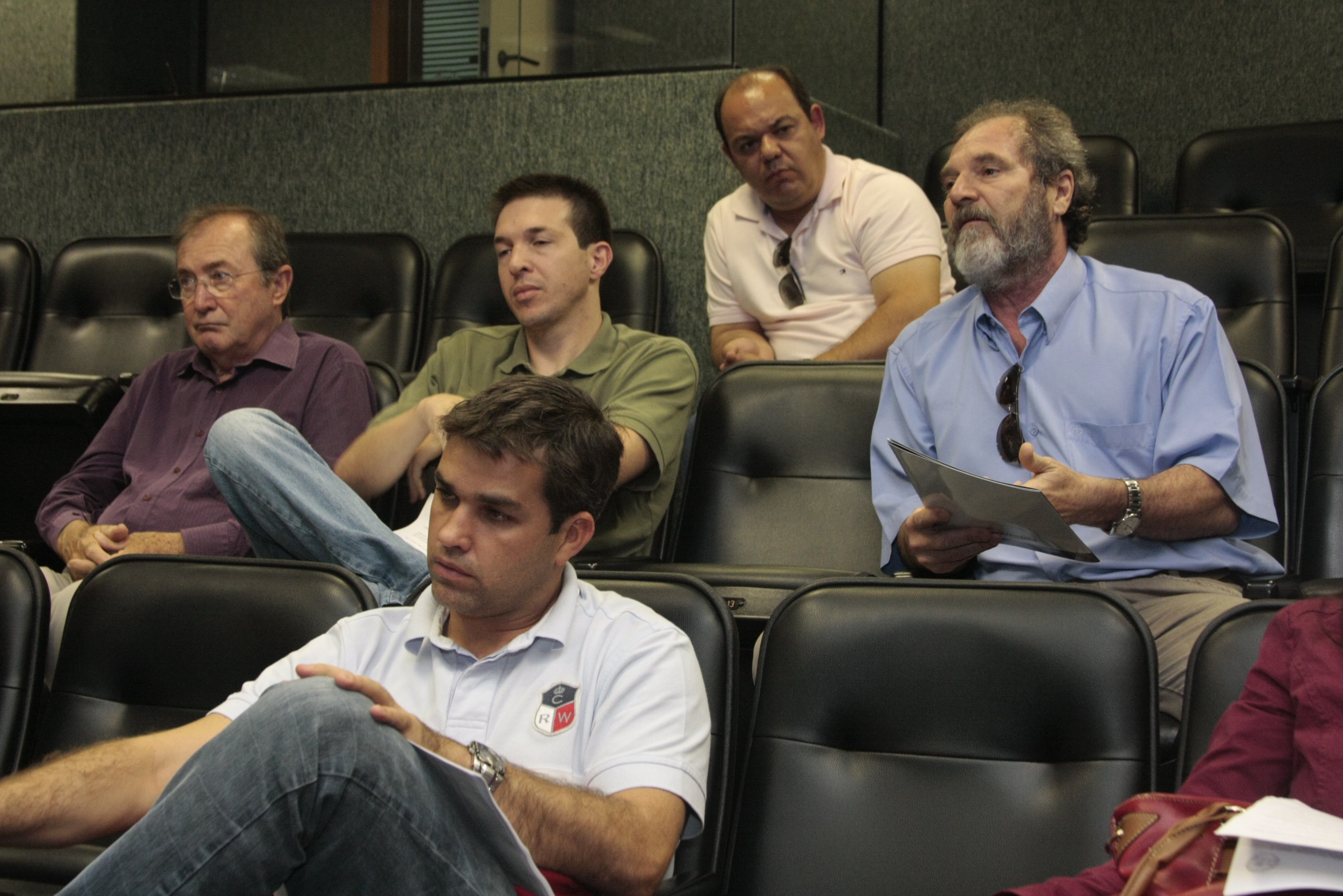 Reunião para debater o PL 243.7/2013 - Comercialização de produtos ópticos. Foto: Fábio Queiroz/Agência AL
