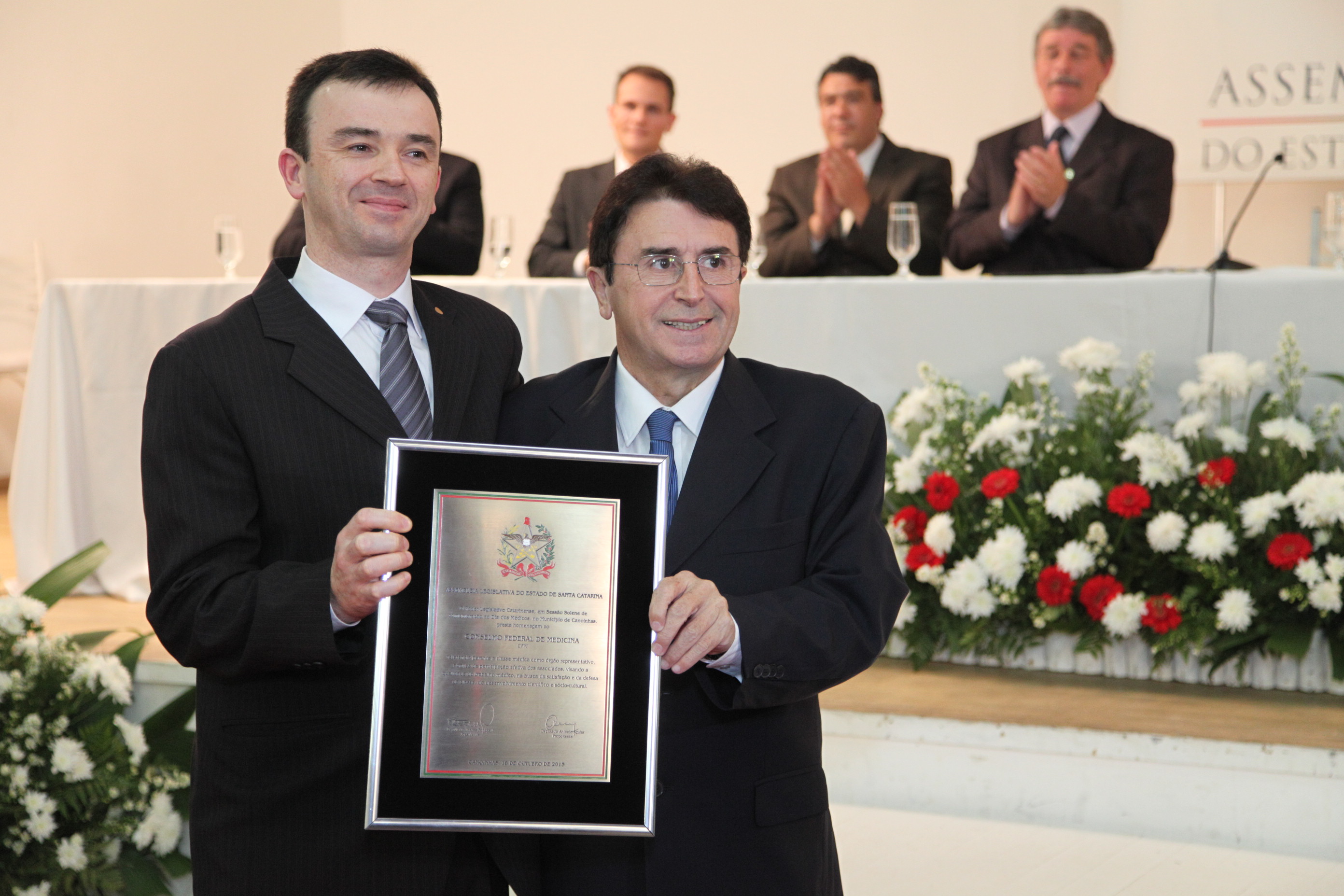 Sessão Solena em Homenagem ao Dia do Médico em Canoinhas