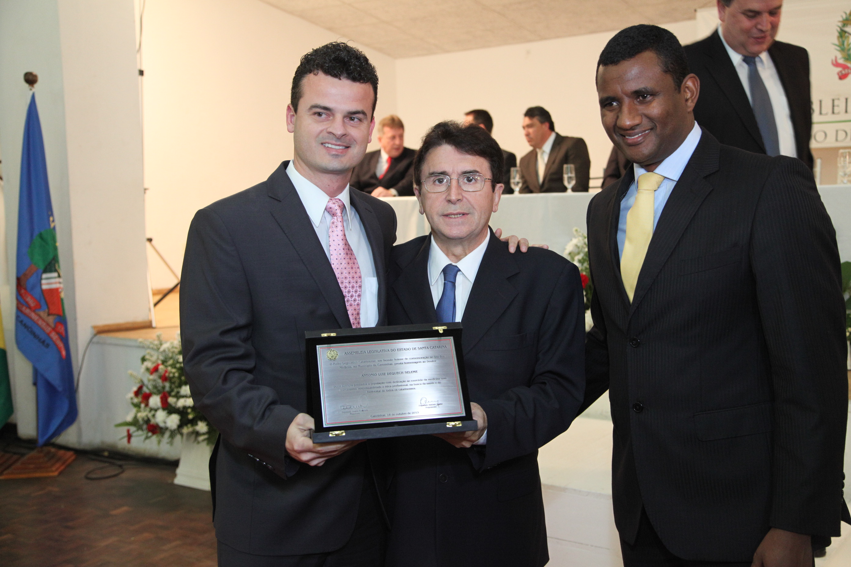 Sessão Solena em Homenagem ao Dia do Médico em Canoinhas