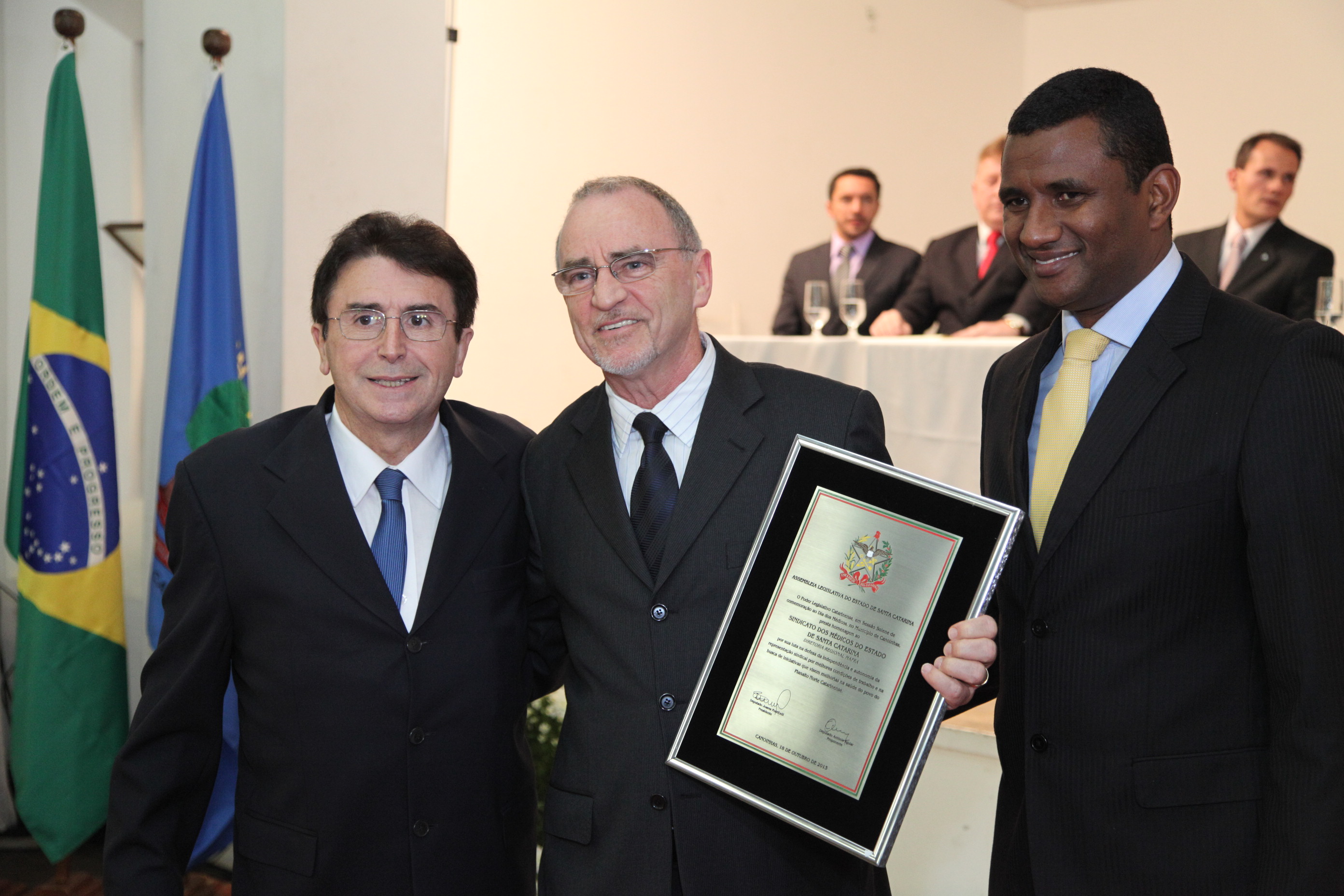 Sessão Solena em Homenagem ao Dia do Médico em Canoinhas