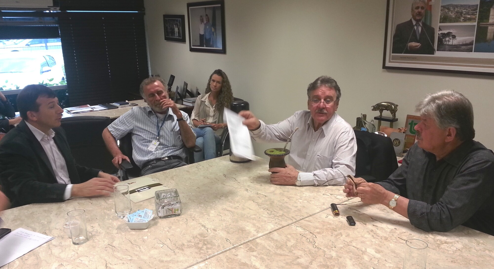 Frente parlamentar recebe pauta de reivindicações de entidades ligadas à suinocultura