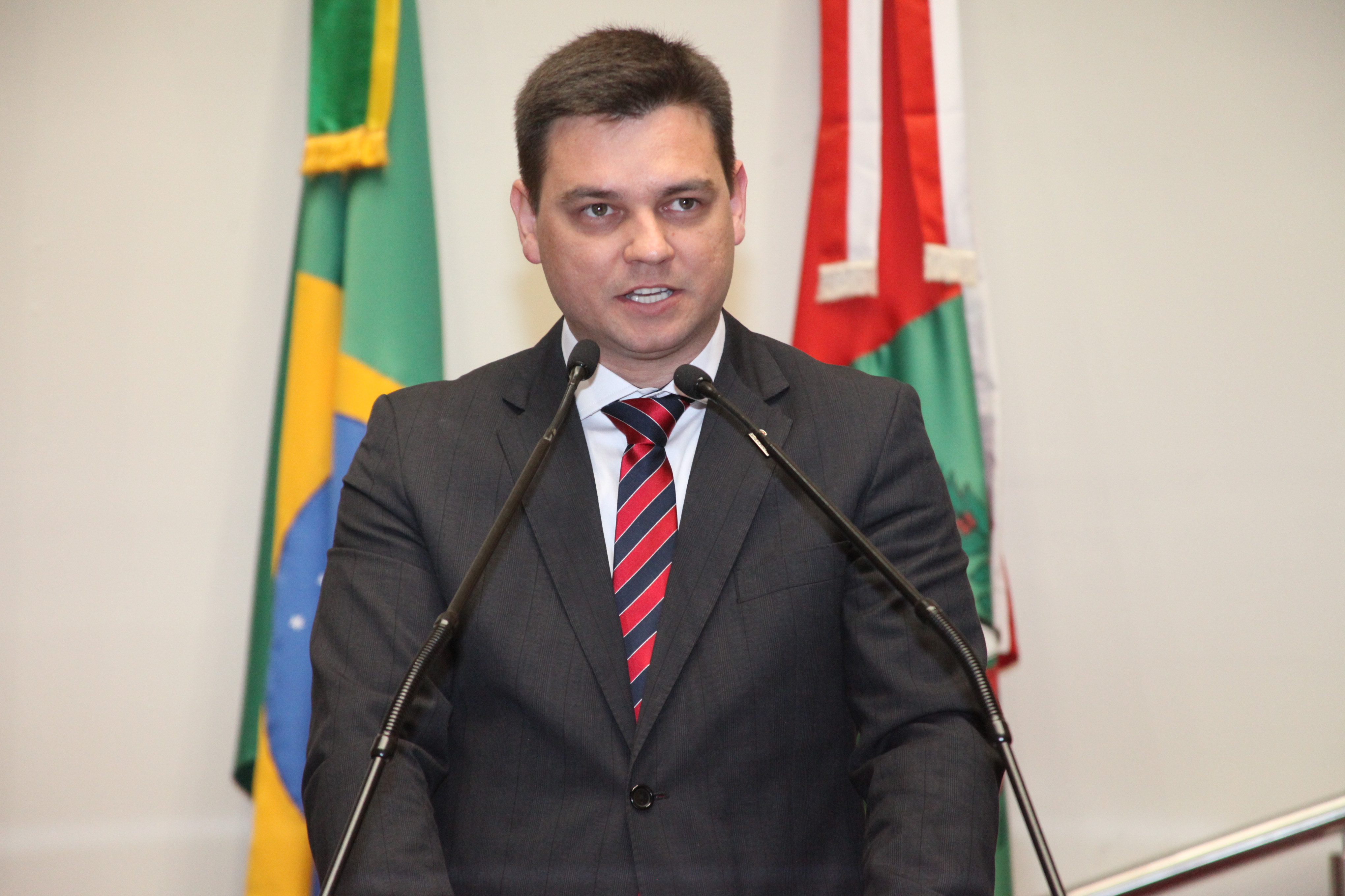 Fernando Baldissera - Presidente da Sescon Florianópolis. Sessão Especial em homenagem ao SESCON Grande Florianópolis pela passagem dos seus 25 anos. Foto: Fábio Queiroz / Agência AL