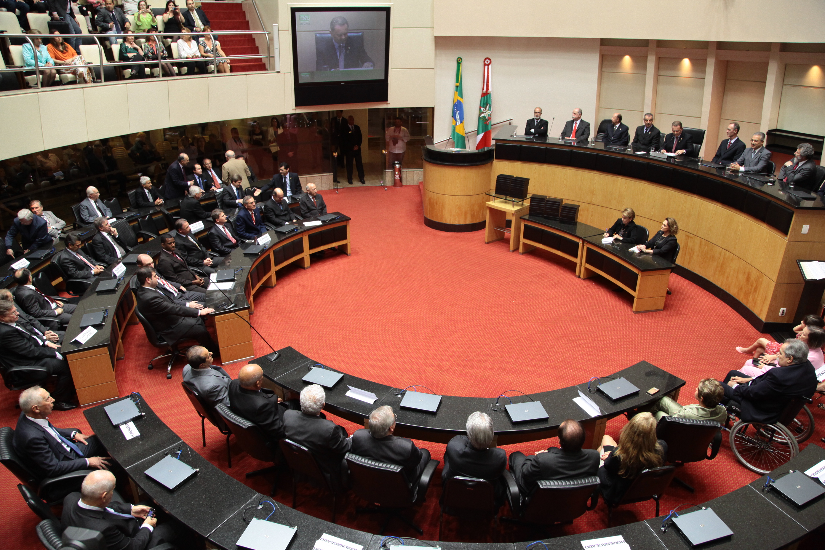 Sessão Especial em comemoração aos 25 anos de Instalação da Assembleia Constituinte em Santa Catarina. Foto: Miriam Zomer/ Agência AL