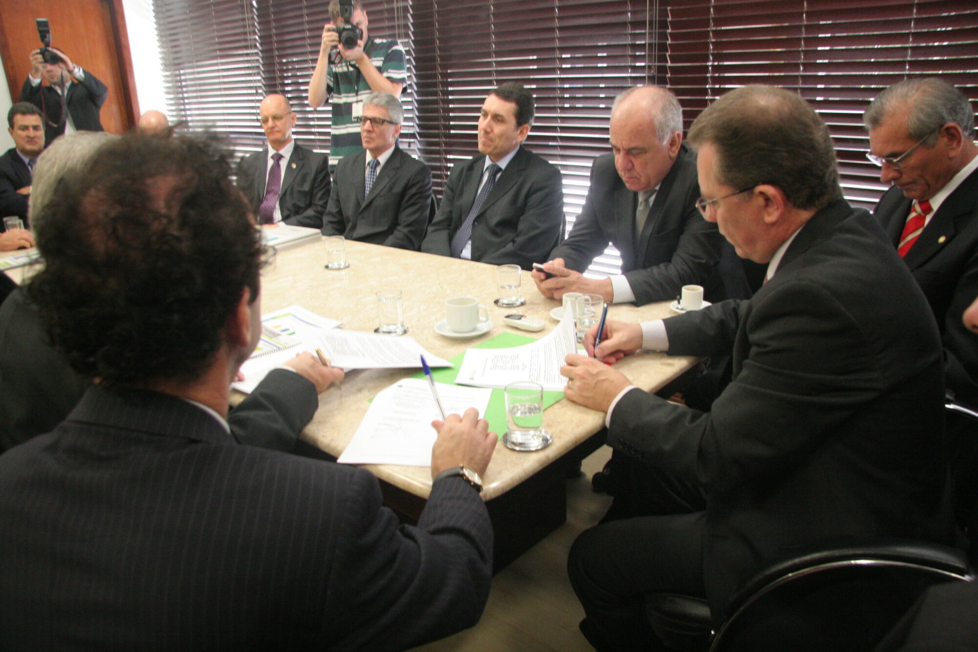 FIESC apresenta programa Indústria pela Educação à ALESC