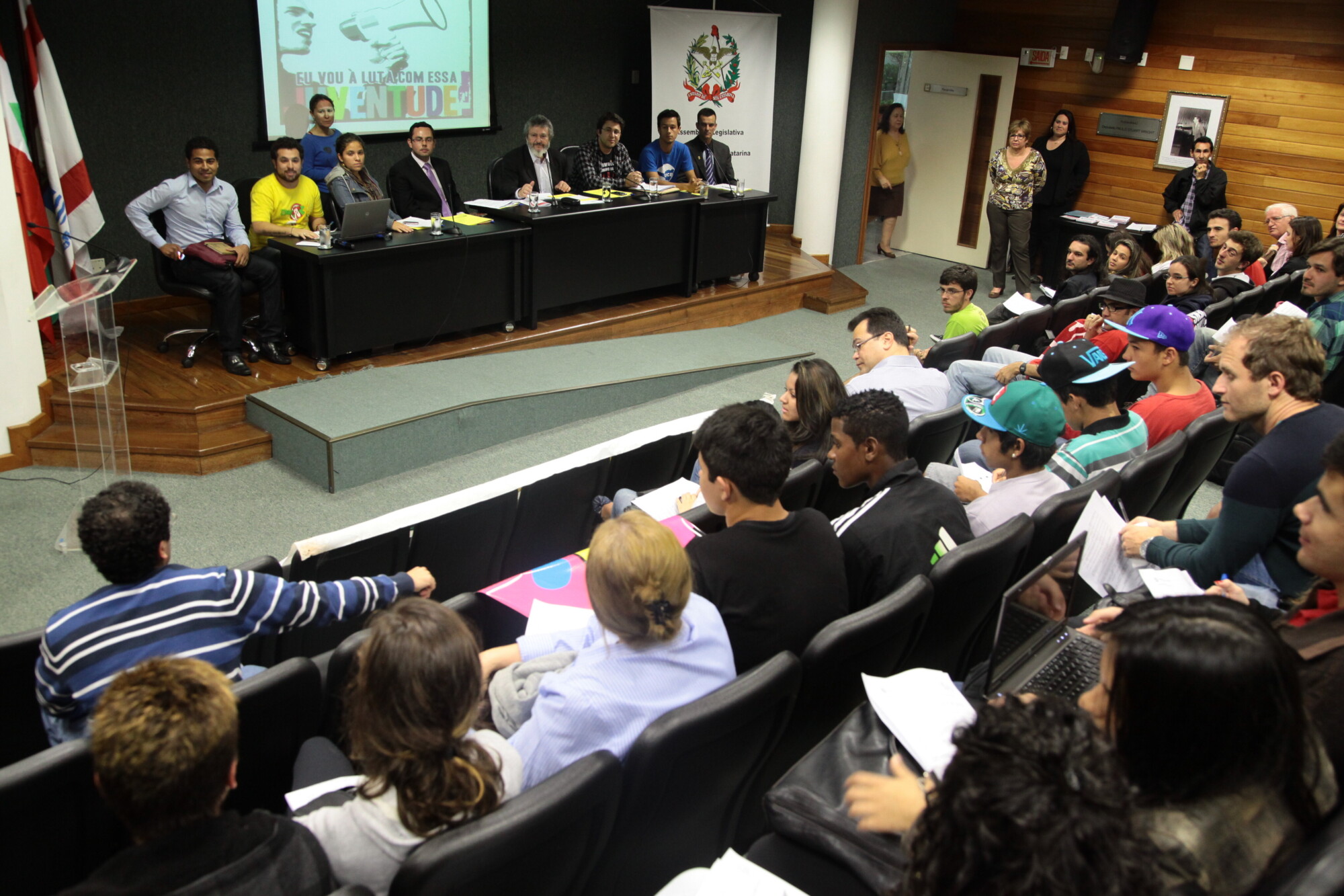 Florianópolis encerra ciclo de audiências sobre o Conselho Estadual da Juventude